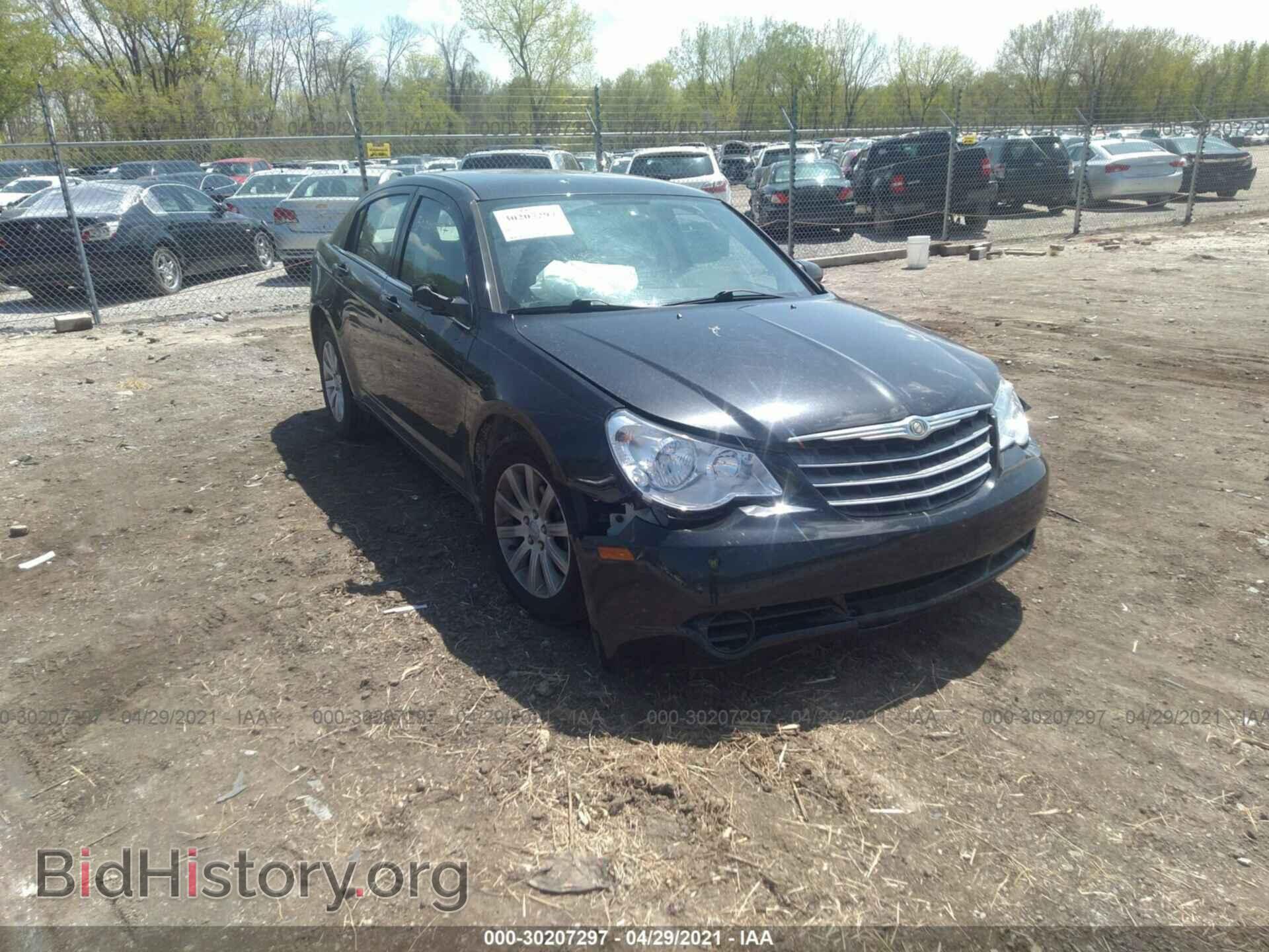 Photo 1C3CC5FB3AN165351 - CHRYSLER SEBRING 2010