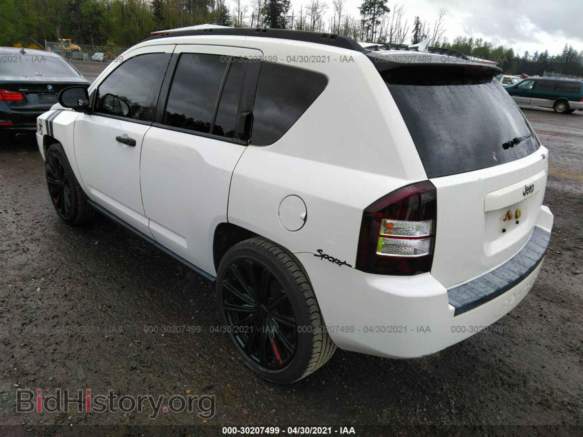 2007 JEEP COMPASS - VIN: 1J8FT47W17D370159 - Фото 3