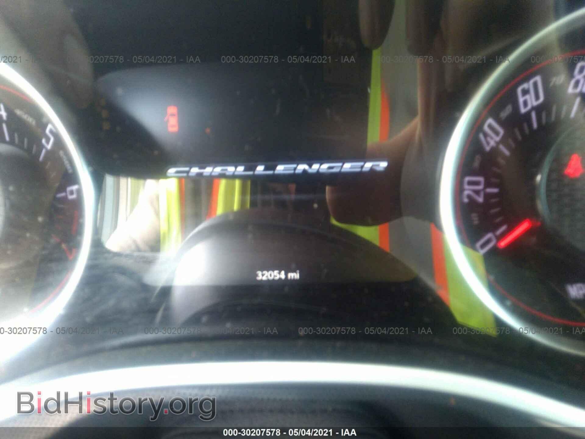2018 DODGE CHALLENGER - VIN: 2C3CDZAG0JH215266 - Фото 7