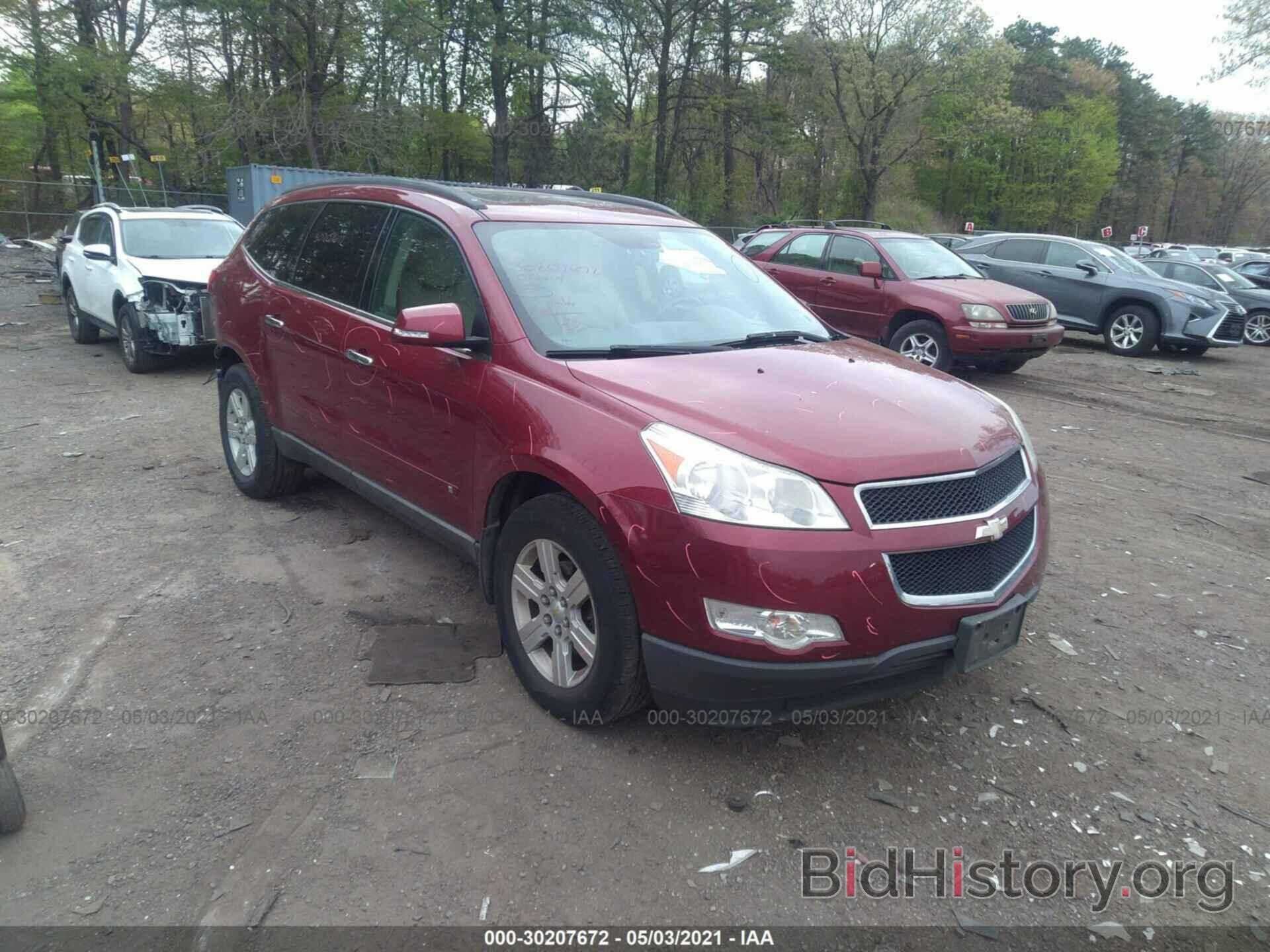 Photo 1GNLVGED1AS103783 - CHEVROLET TRAVERSE 2010