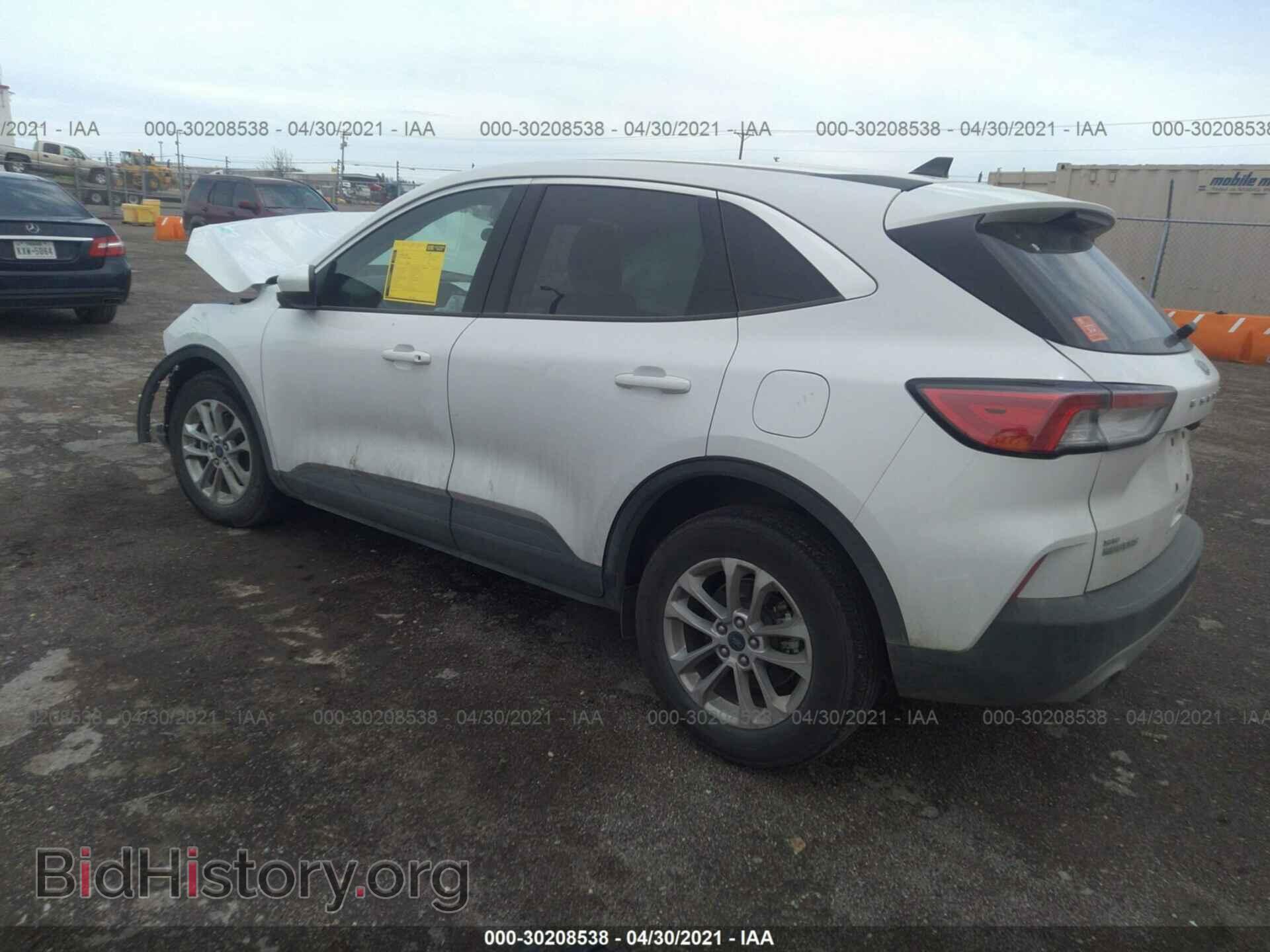 2020 FORD ESCAPE - VIN: 1FMCU0G61LUA32511 - Фото 3