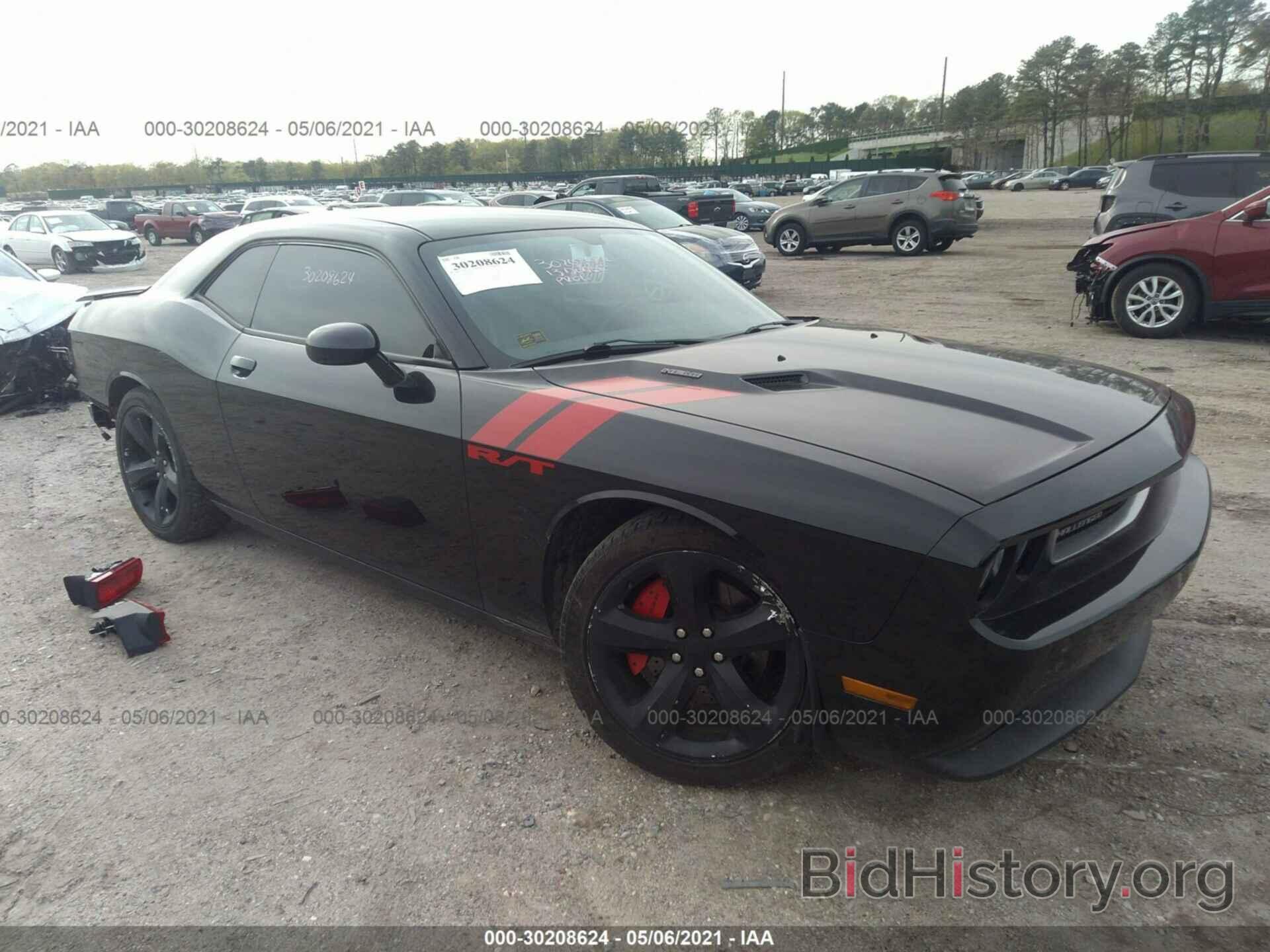 Photo 2C3CDYBT0DH533723 - DODGE CHALLENGER 2013