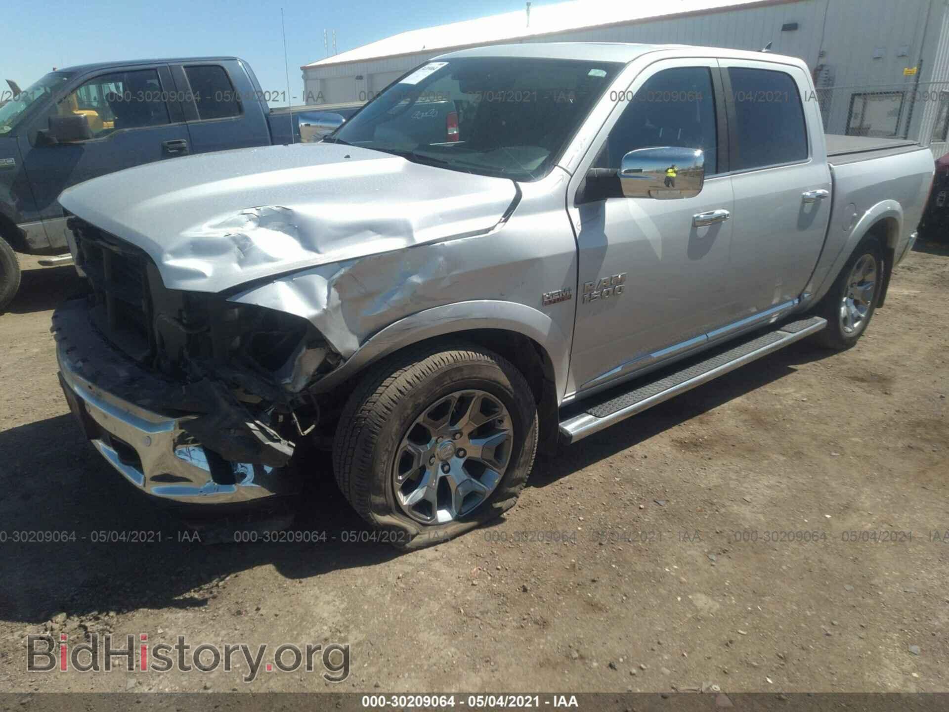 2018 RAM 1500 - VIN: 1C6RR7PT3JS203516 - Фото 2