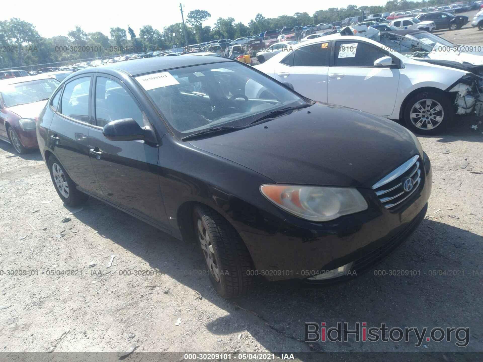 Photo KMHDU4AD7AU134735 - HYUNDAI ELANTRA 2010