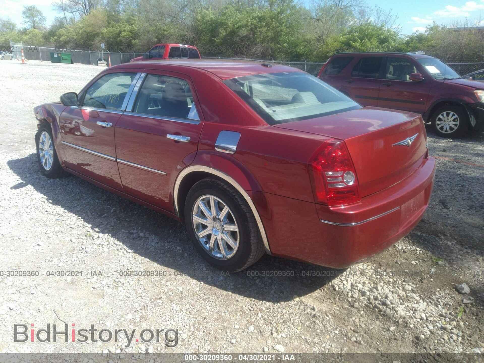 2009 CHRYSLER 300 - VIN: 2C3LA53V79H513600 - Фото 3