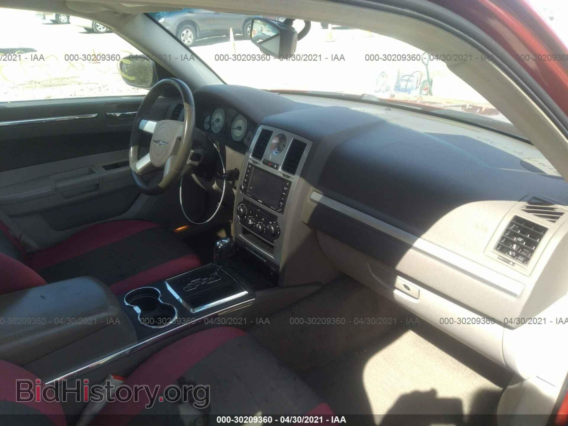 2009 CHRYSLER 300 - VIN: 2C3LA53V79H513600 - Фото 5