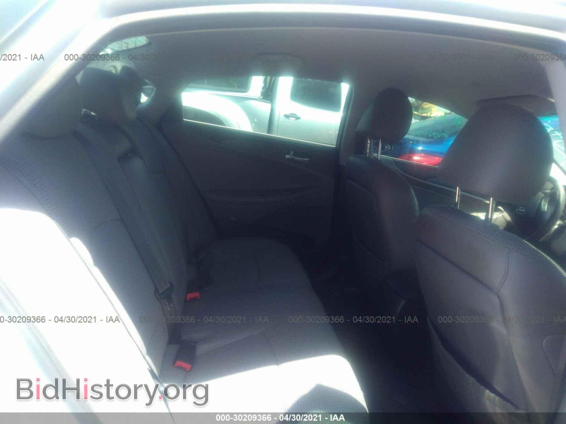 2012 HYUNDAI SONATA - VIN: 5NPEC4ACXCH442207 - Photo 8