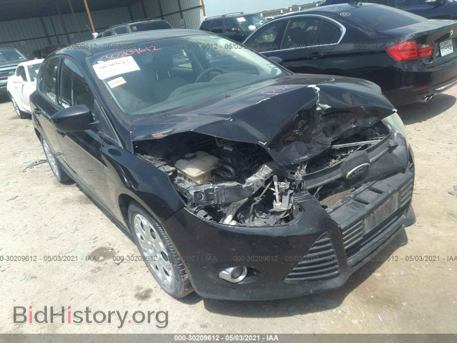 Photo 1FAHP3K20CL154392 - FORD FOCUS 2012