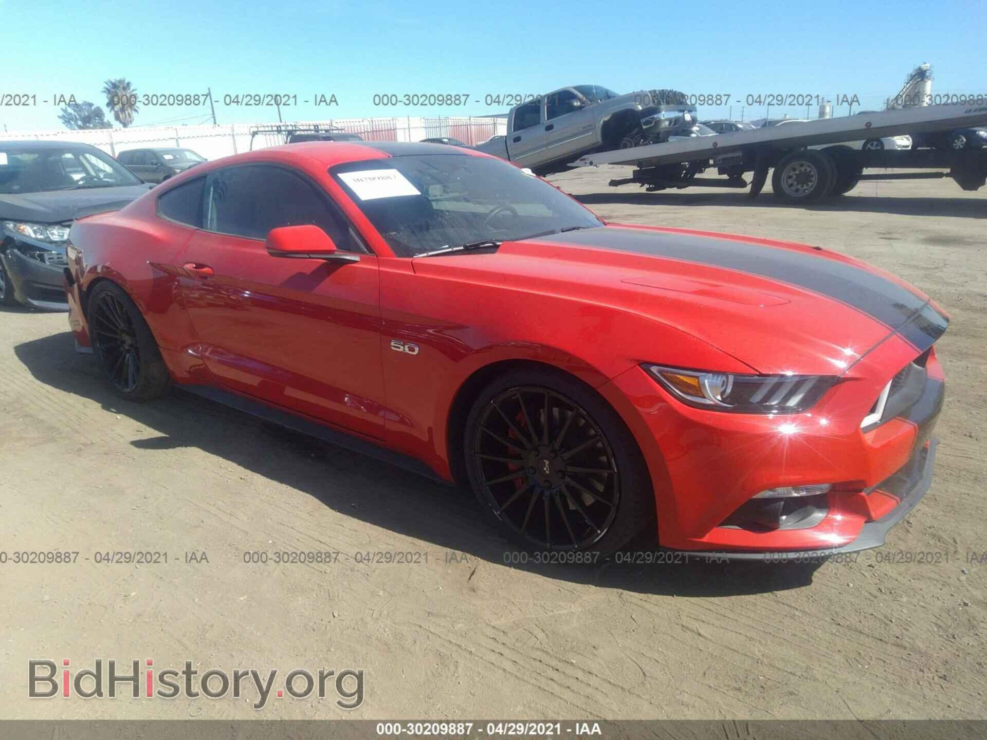 Photo 1FA6P8CF0F5347222 - FORD MUSTANG 2015