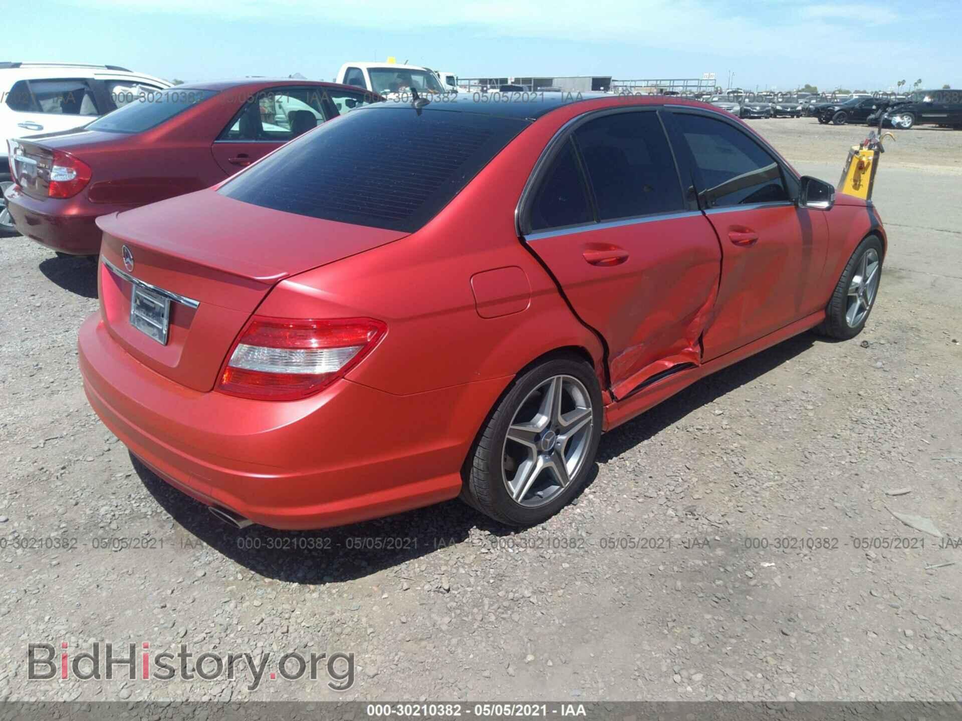 2011 MERCEDES-BENZ C-CLASS - VIN: WDDGF5EB3BF631643 - Фото 4