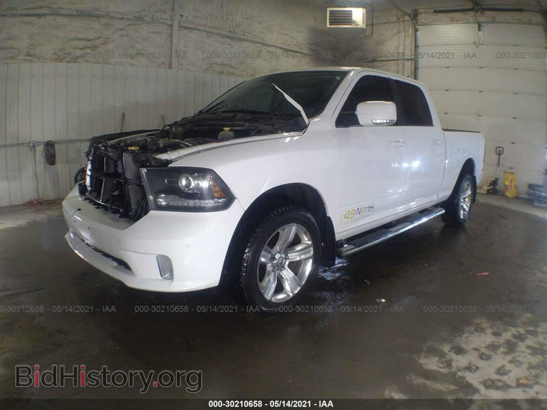 2014 RAM 1500 - VIN: 1C6RR7UT7ES389586 - Фото 2