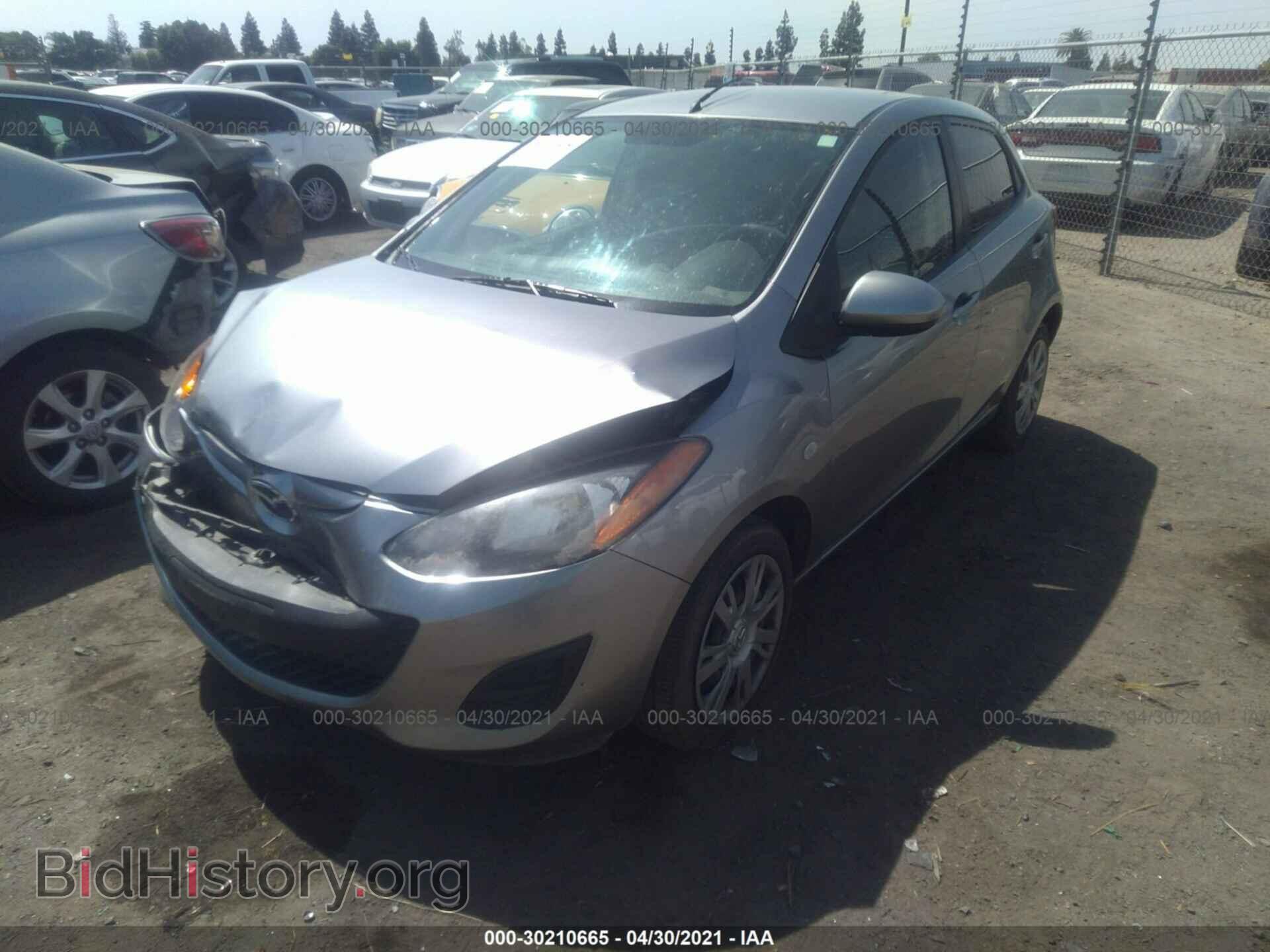 2014 MAZDA MAZDA2 - VIN: JM1DE1KZ8E0183112 - Фото 2