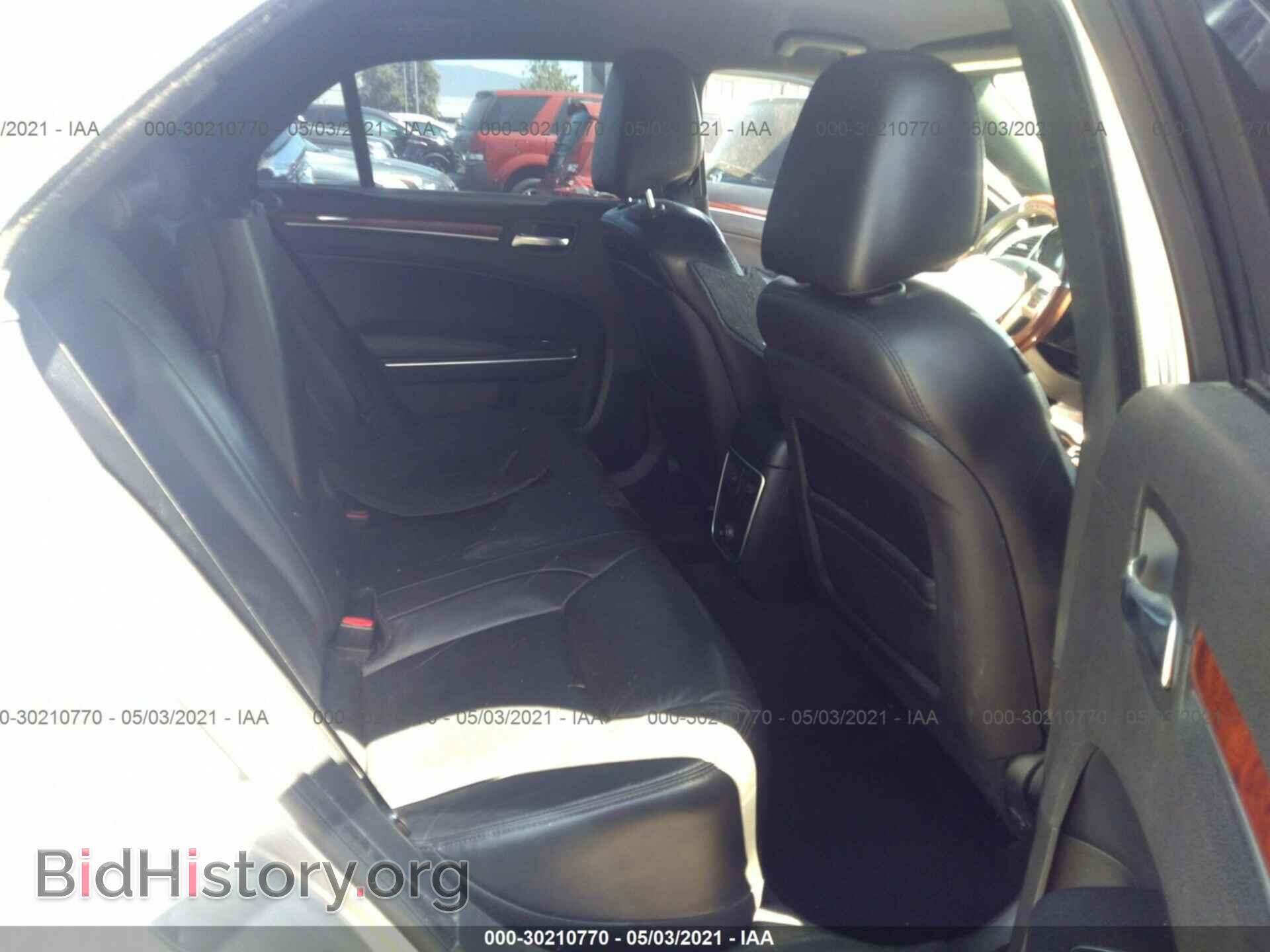 2013 CHRYSLER 300 - VIN: 2C3CCAAGXDH572270 - Фото 8
