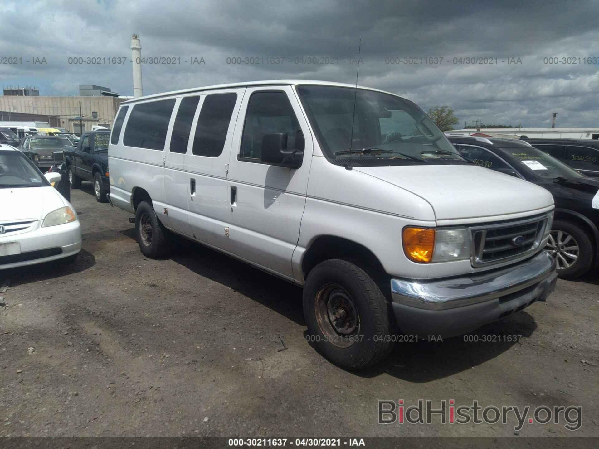 Photo 1FBSS31L86DB40882 - FORD ECONOLINE WAGON 2006