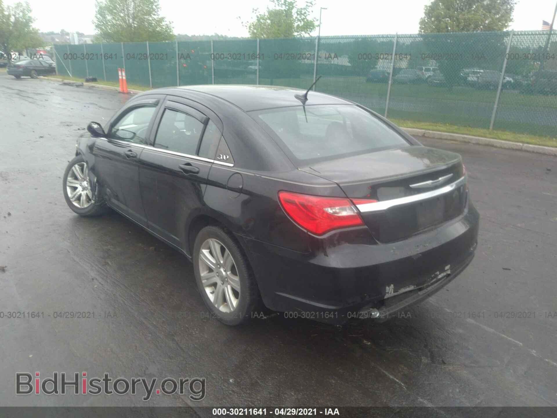 2013 CHRYSLER 200 - VIN: 1C3CCBBB3DN545881 - Фото 3