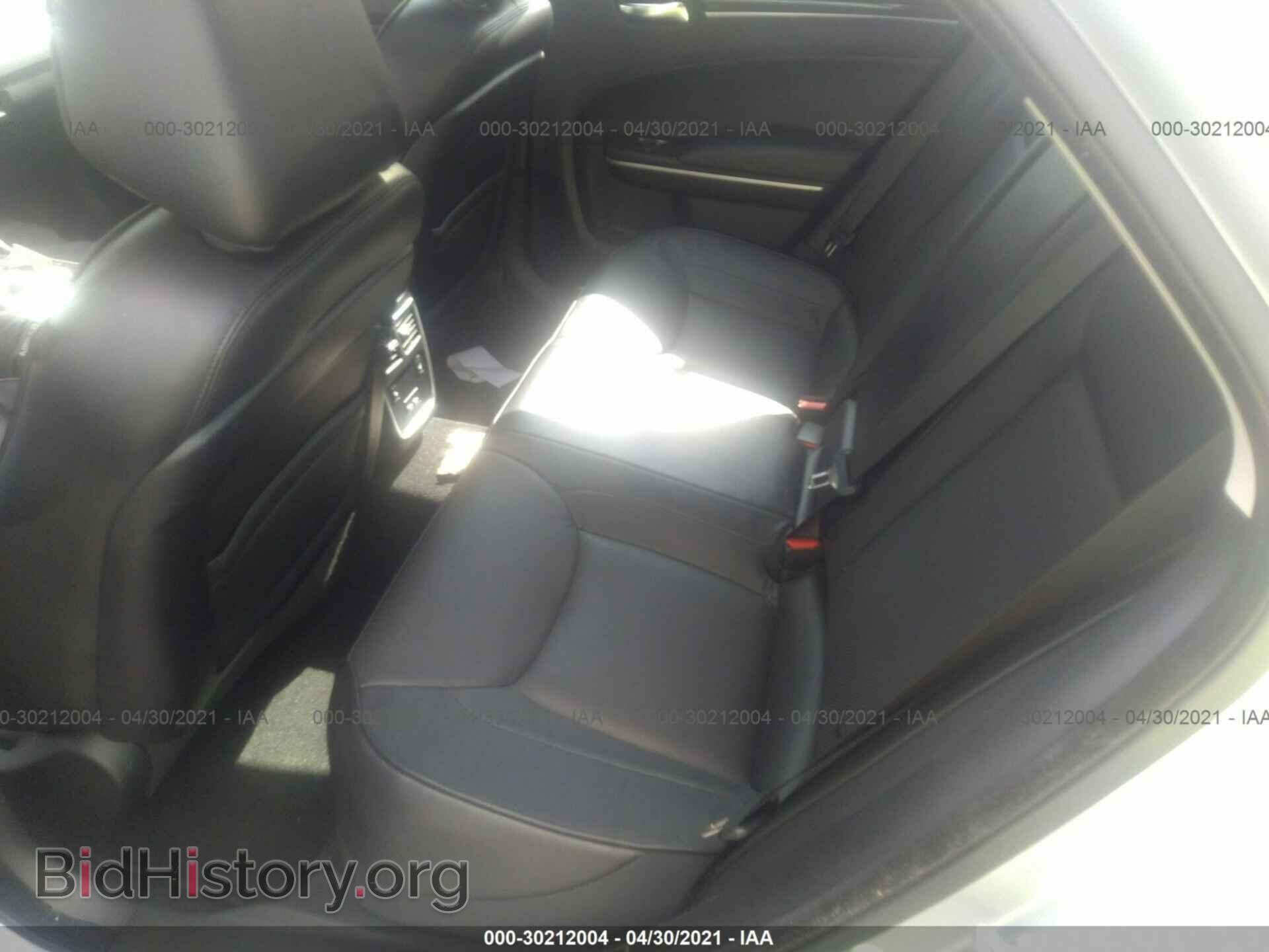 2020 CHRYSLER 300 - VIN: 2C3CCAEGXLH127908 - Фото 8