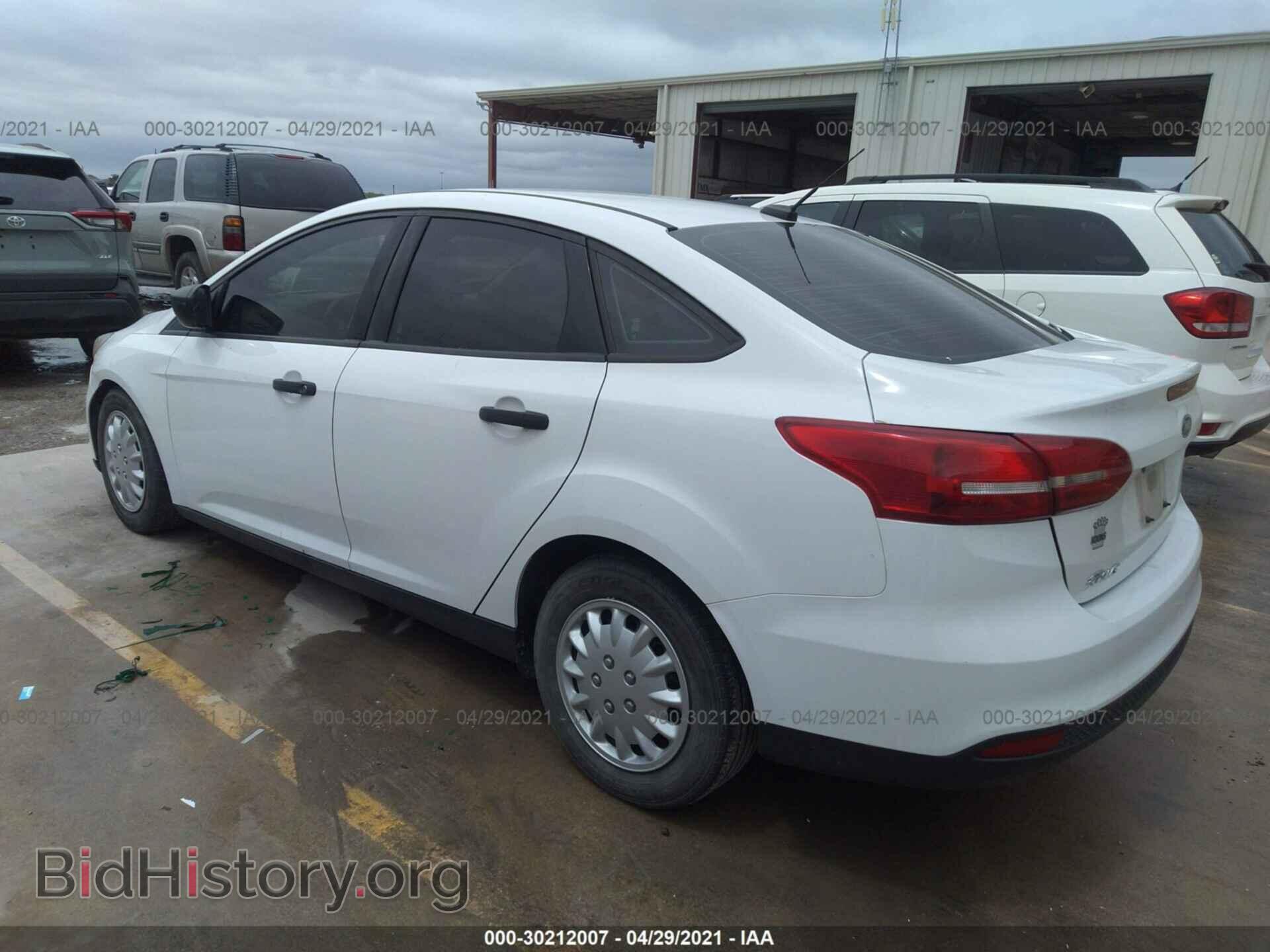 2017 FORD FOCUS - VIN: 1FADP3E25HL281575 - Фото 3