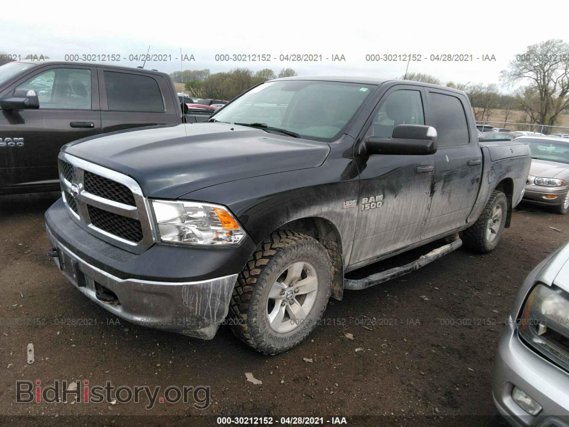 2017 RAM 1500 - VIN: 1C6RR7XT5HS682189 - Photo 2
