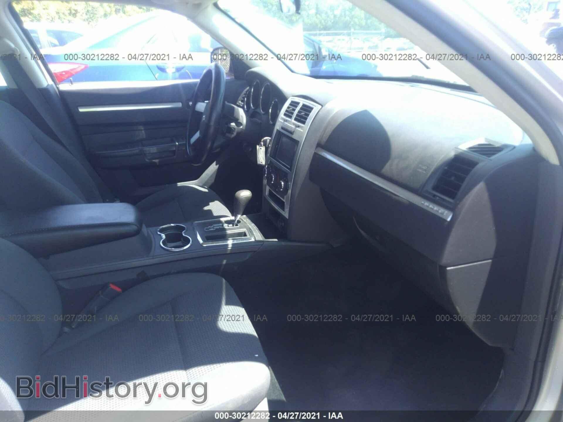2010 DODGE CHARGER - VIN: 2B3CA4CDXAH315676 - Photo 5