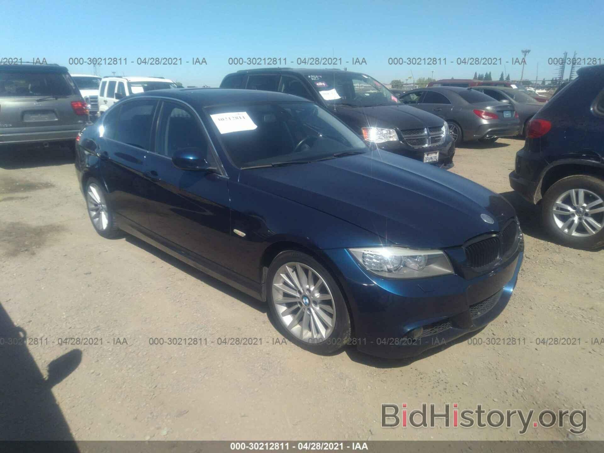 Photo WBAPM5G54BNN01137 - BMW 3 SERIES 2011