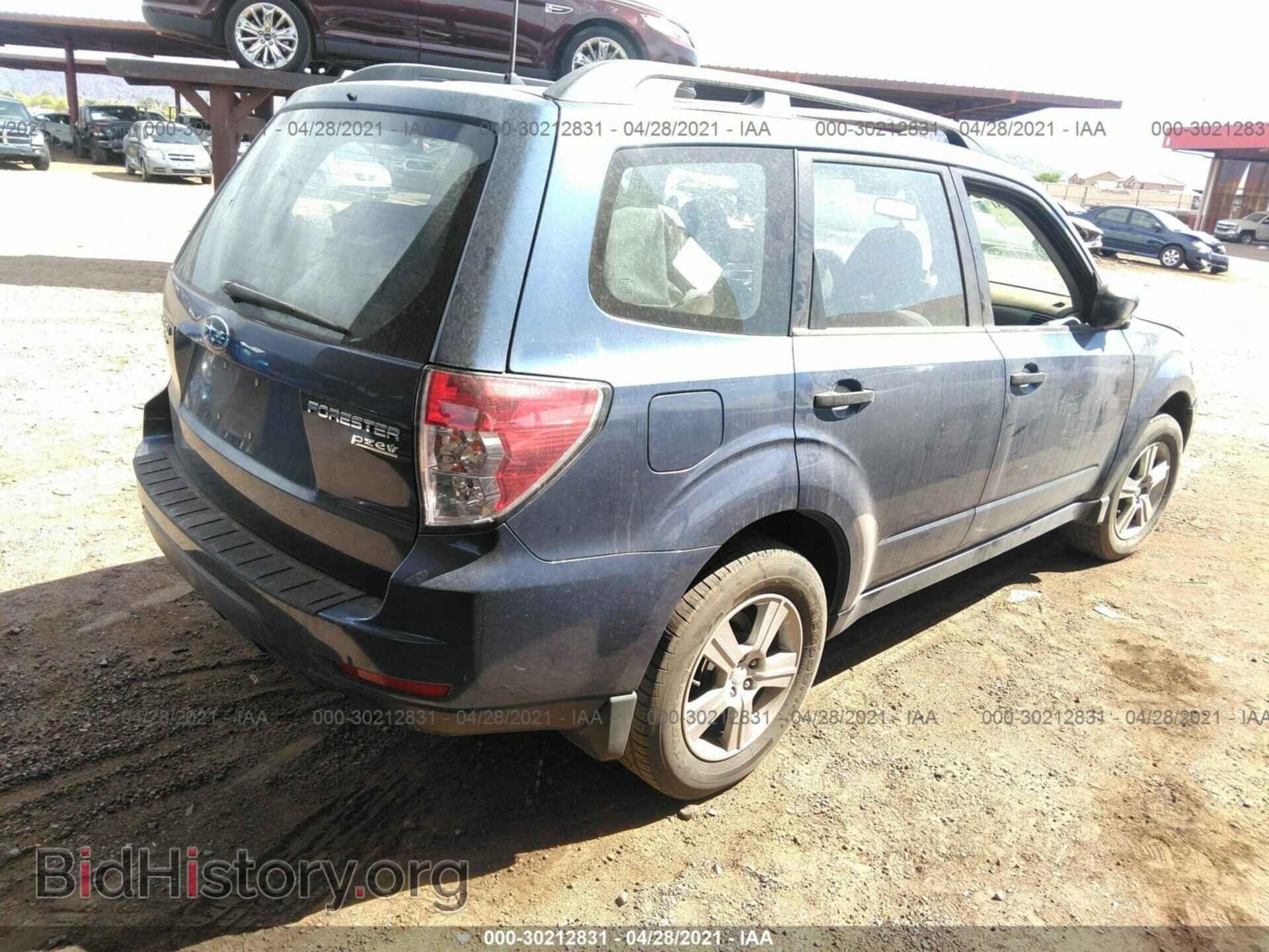 2011 SUBARU FORESTER - VIN: JF2SHABC1BH776657 - Фото 4