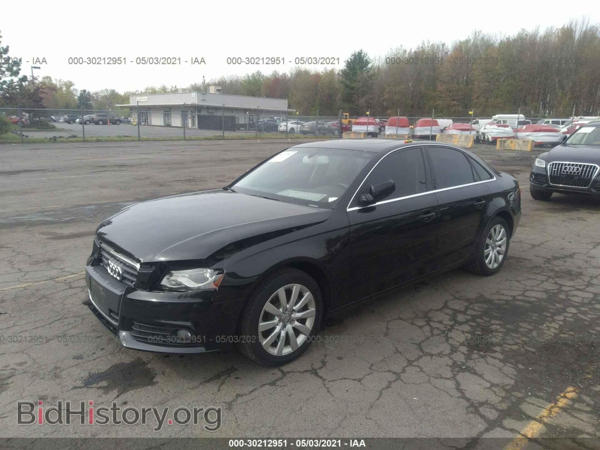 2011 AUDI A4 - VIN: WAUFFAFL7BN020040 - Фото 2