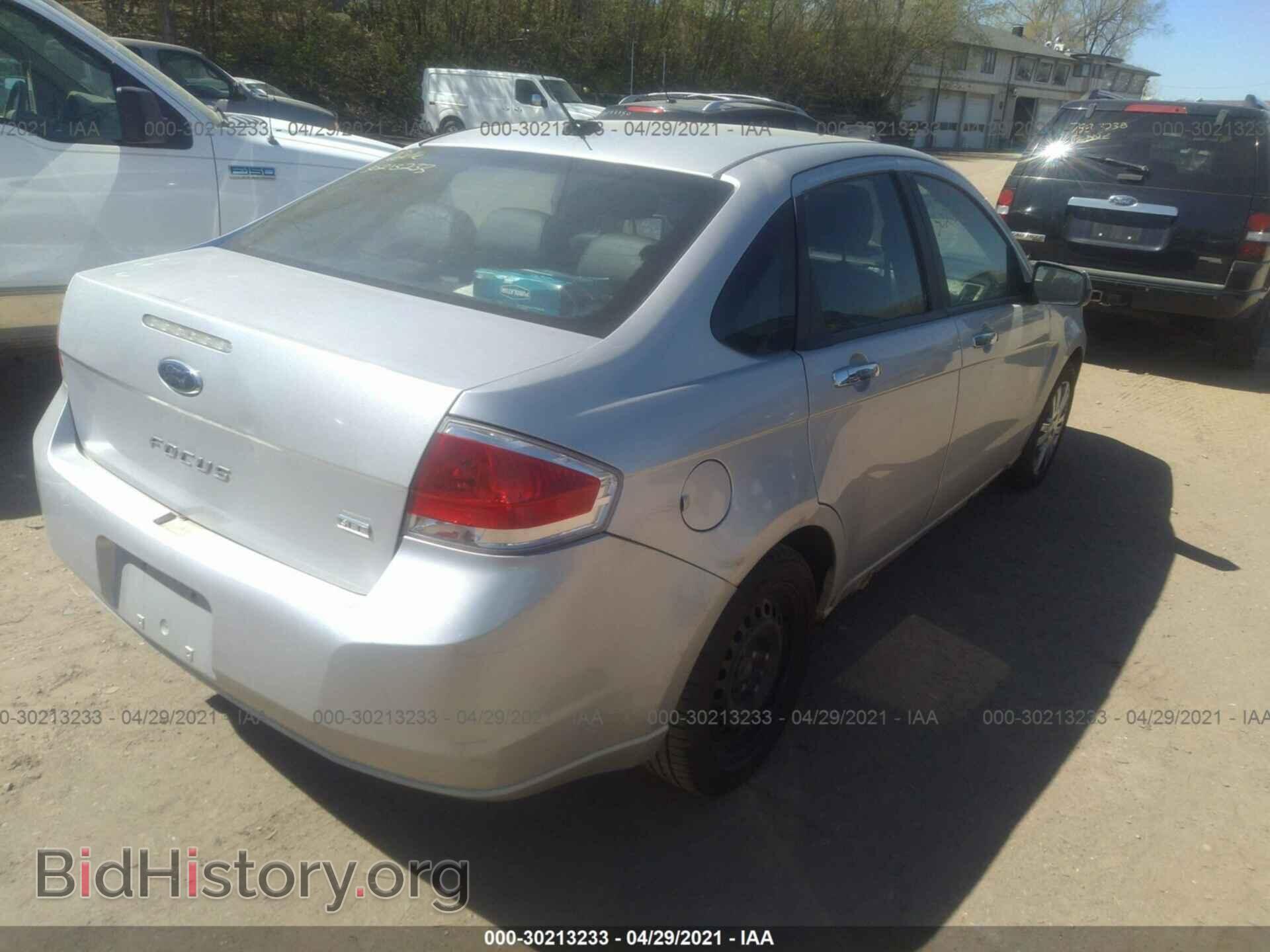 2010 FORD FOCUS - VIN: 1FAHP3HN1AW227699 - Фото 4