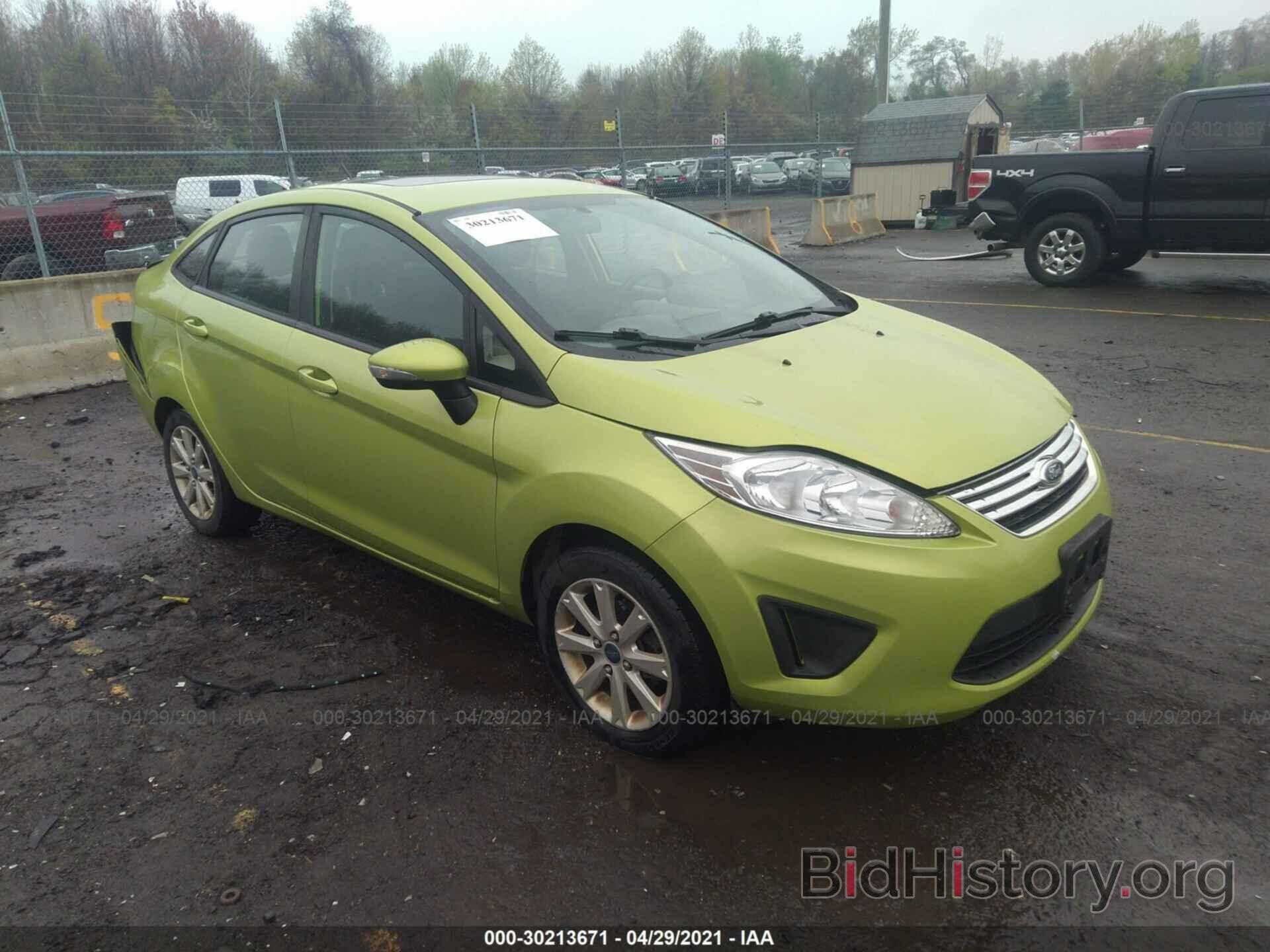 Photo 3FADP4BJ1DM182696 - FORD FIESTA 2013