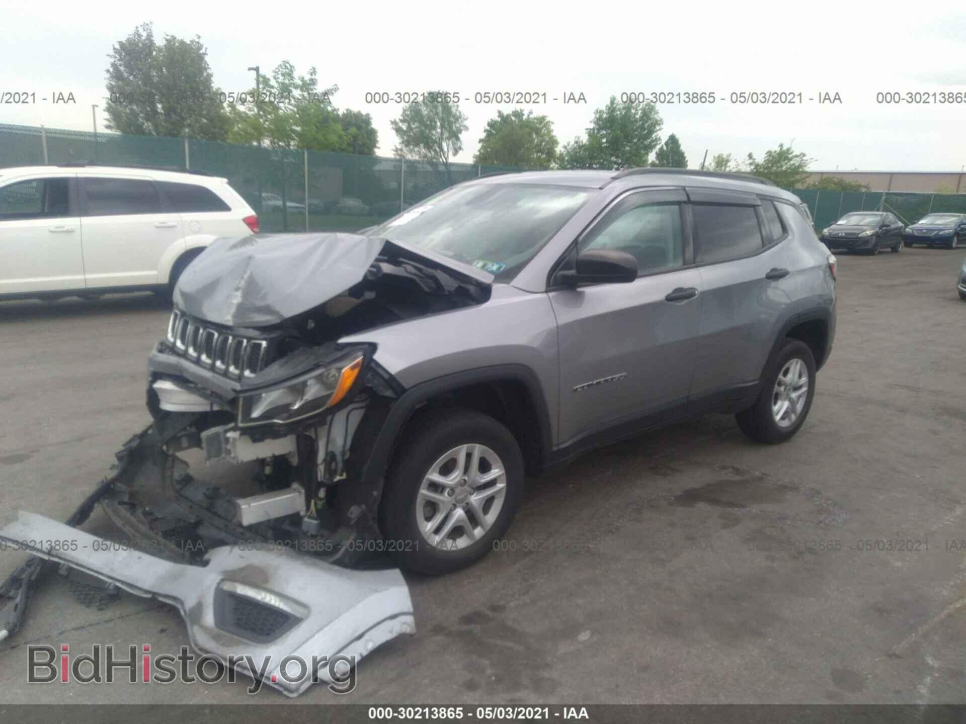 2018 JEEP COMPASS - VIN: 3C4NJDAB9JT127117 - Фото 2