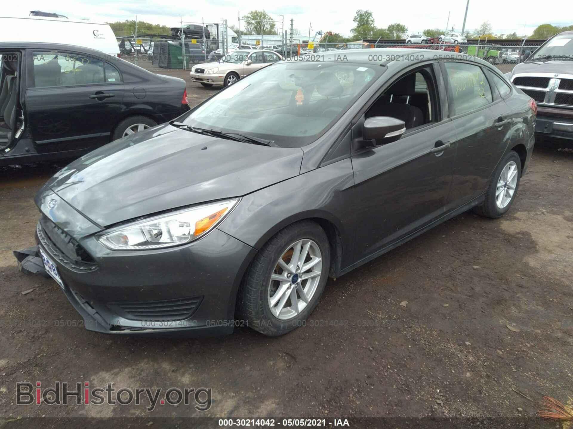 2017 FORD FOCUS - VIN: 1FADP3F25HL291781 - Фото 2