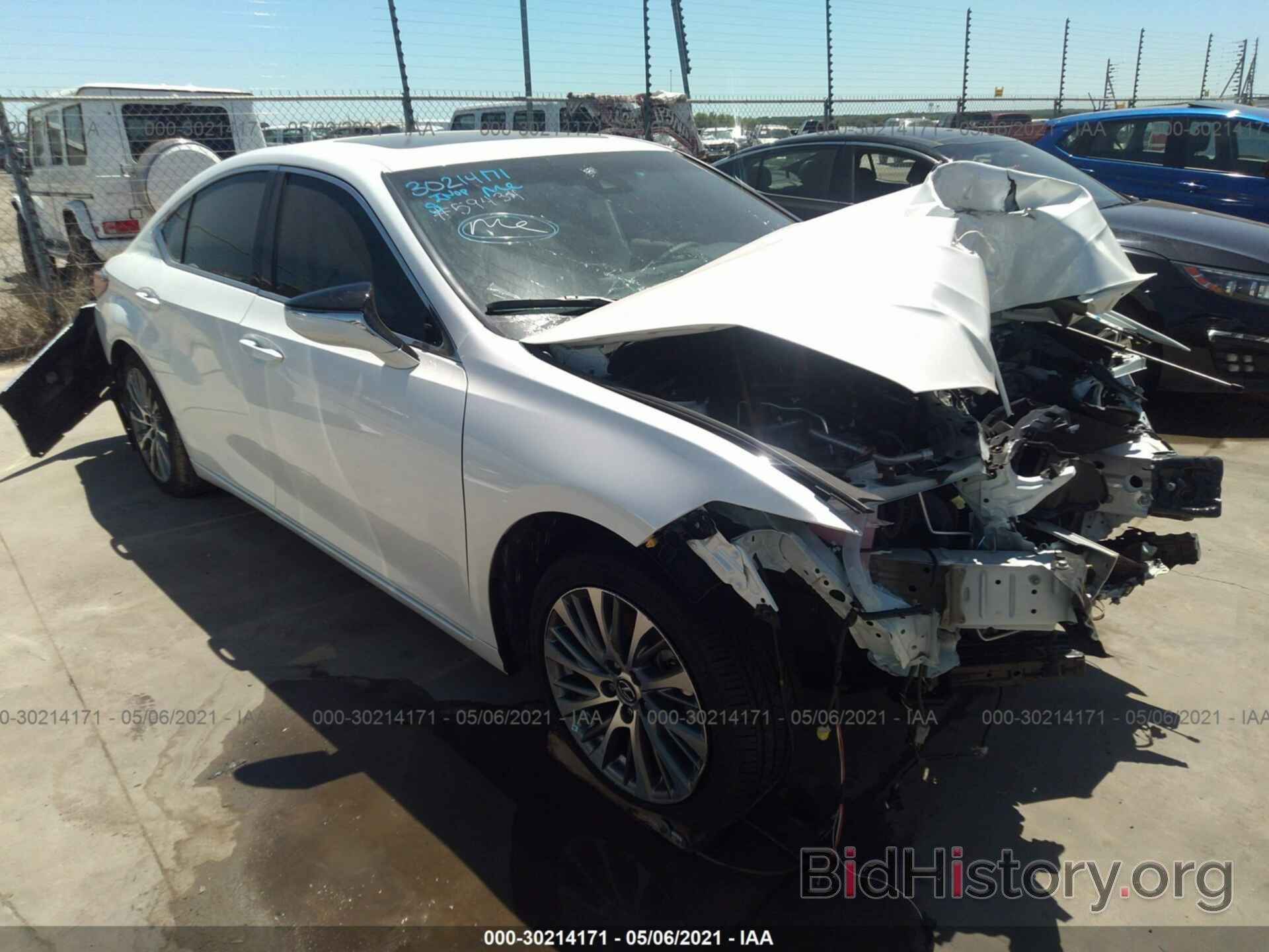 Photo 58ADZ1B11LU059434 - LEXUS ES 2020