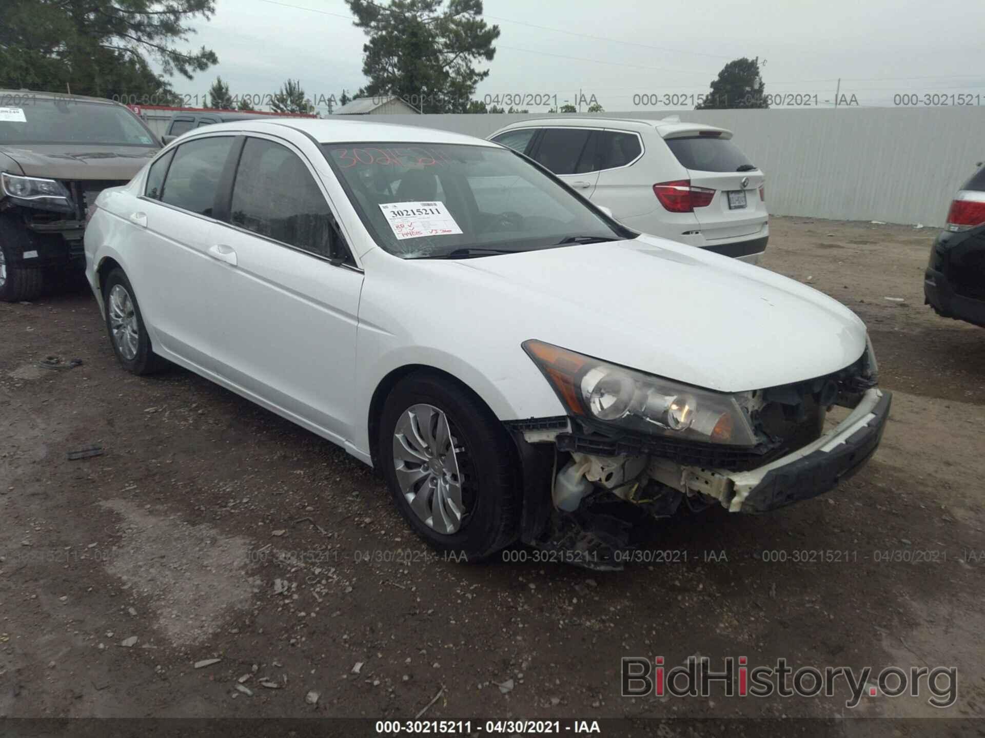 Photo 1HGCP2F33CA180838 - HONDA ACCORD SDN 2012