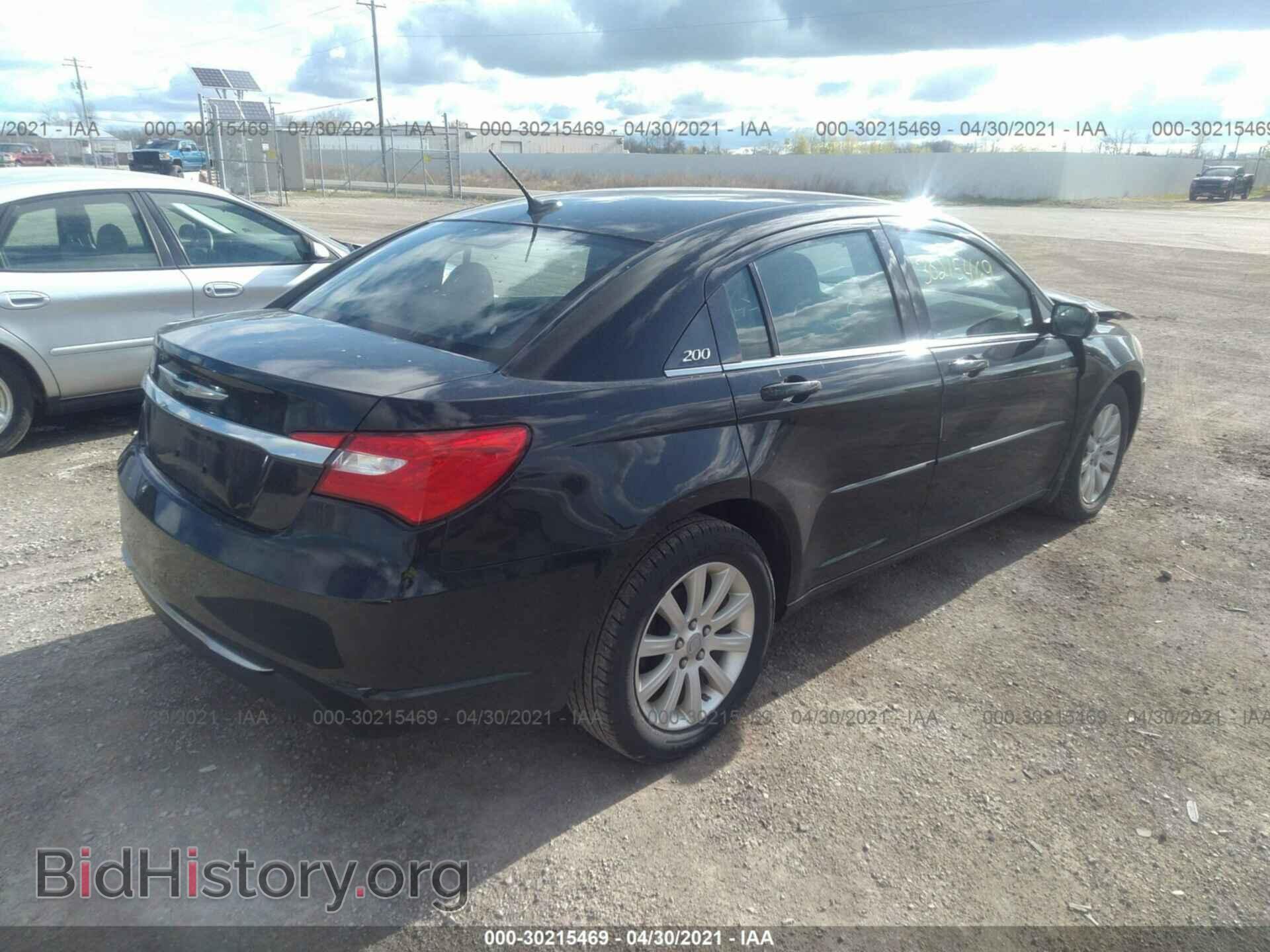 2013 CHRYSLER 200 - VIN: 1C3CCBBG4DN704208 - Фото 4