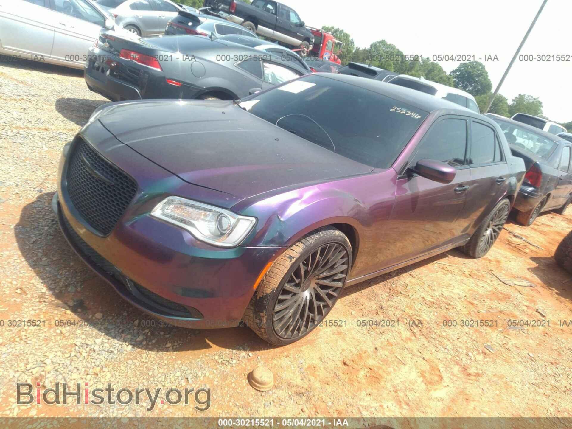 2016 CHRYSLER 300 - VIN: 2C3CCAAG0GH252346 - Фото 2