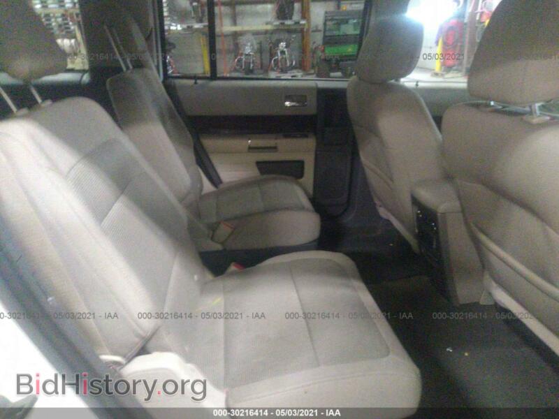 2011 Ford FLEX (VIN 2FMHK6CC3BBD08119) — photo 8 of 11