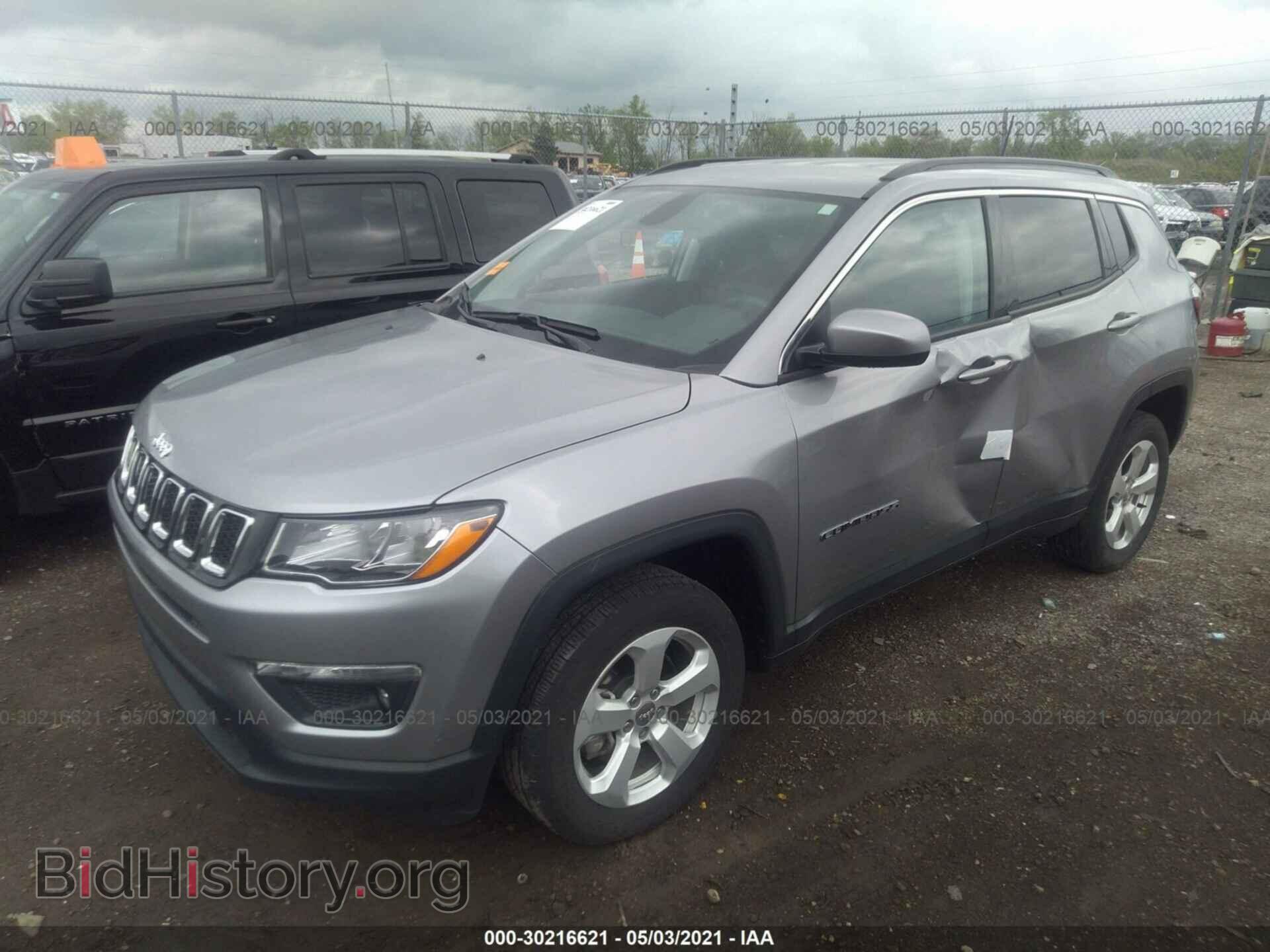 2019 JEEP COMPASS - VIN: 3C4NJDBB8KT735324 - Фото 2