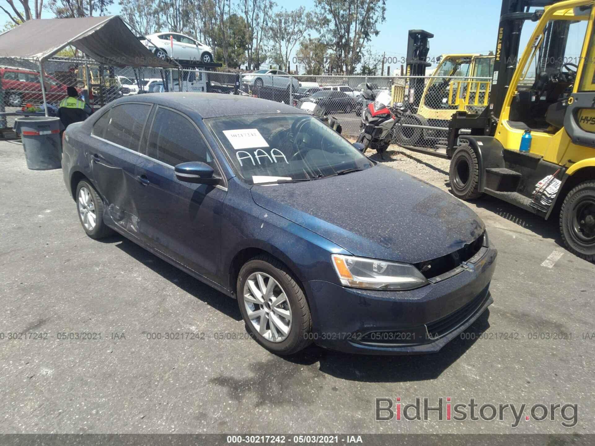 Photo 3VWD17AJ0EM397645 - VOLKSWAGEN JETTA SEDAN 2014