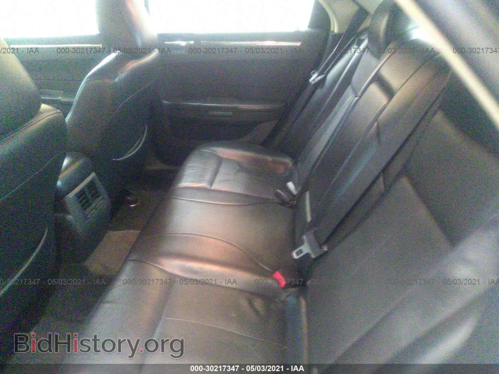 2010 CHRYSLER 300 - VIN: 2C3CA5CV1AH195879 - Фото 8