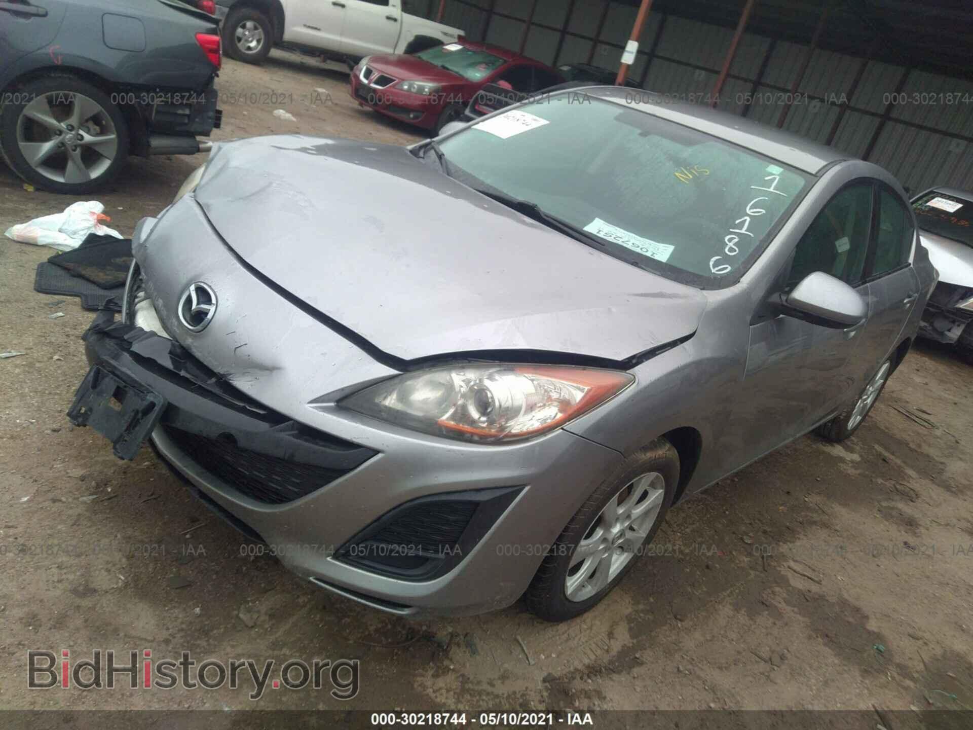 2011 MAZDA MAZDA3 - VIN: JM1BL1VF3B1404958 - Фото 2