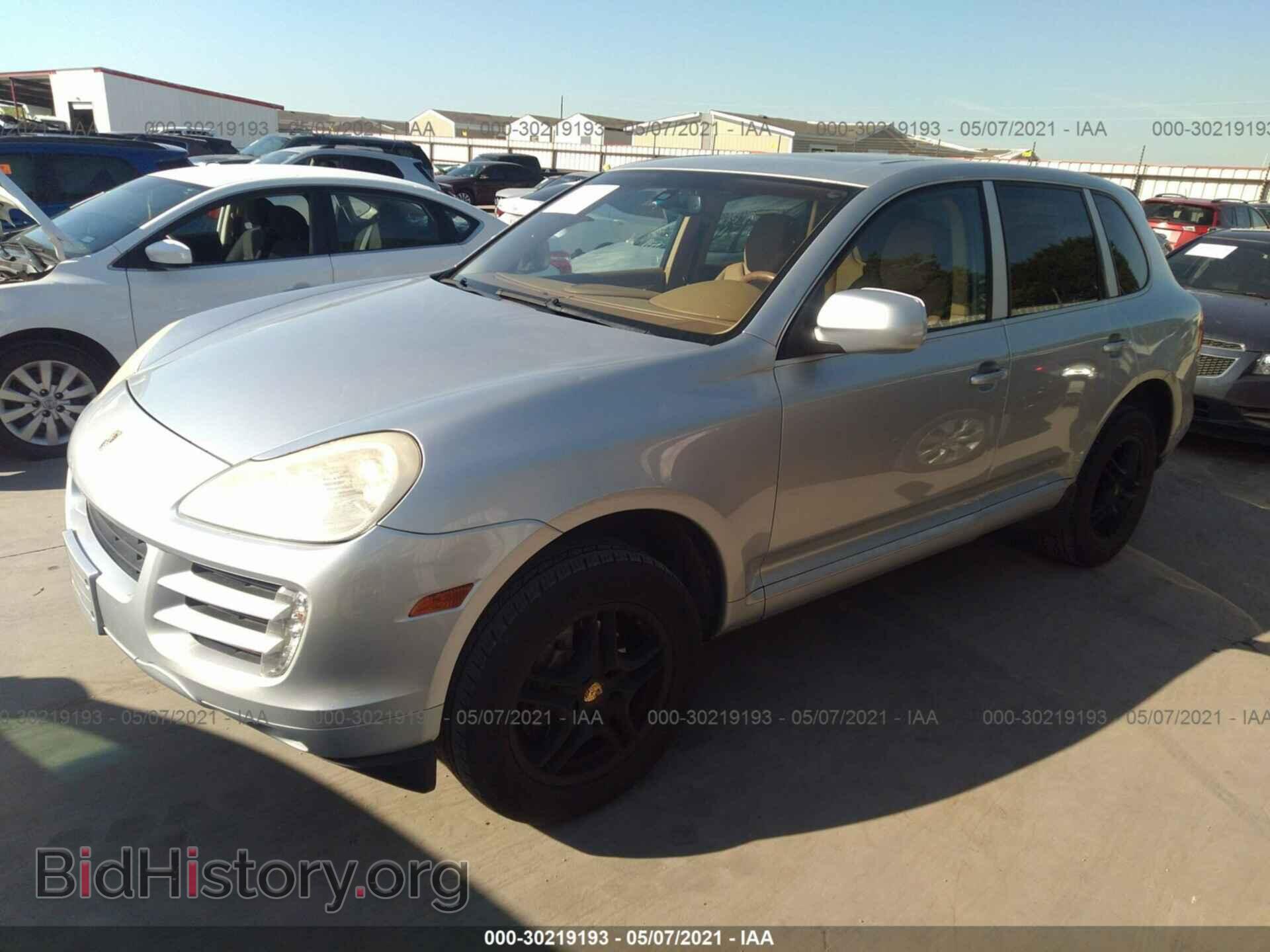 2009 PORSCHE CAYENNE - VIN: WP1AA29P29LA02033 - Фото 2