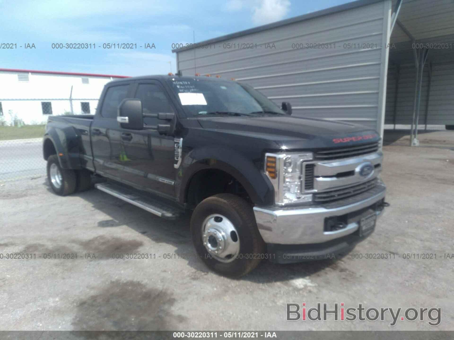 Photo 1FT8W3DT8KED17196 - FORD SUPER DUTY F-350 DRW 2019
