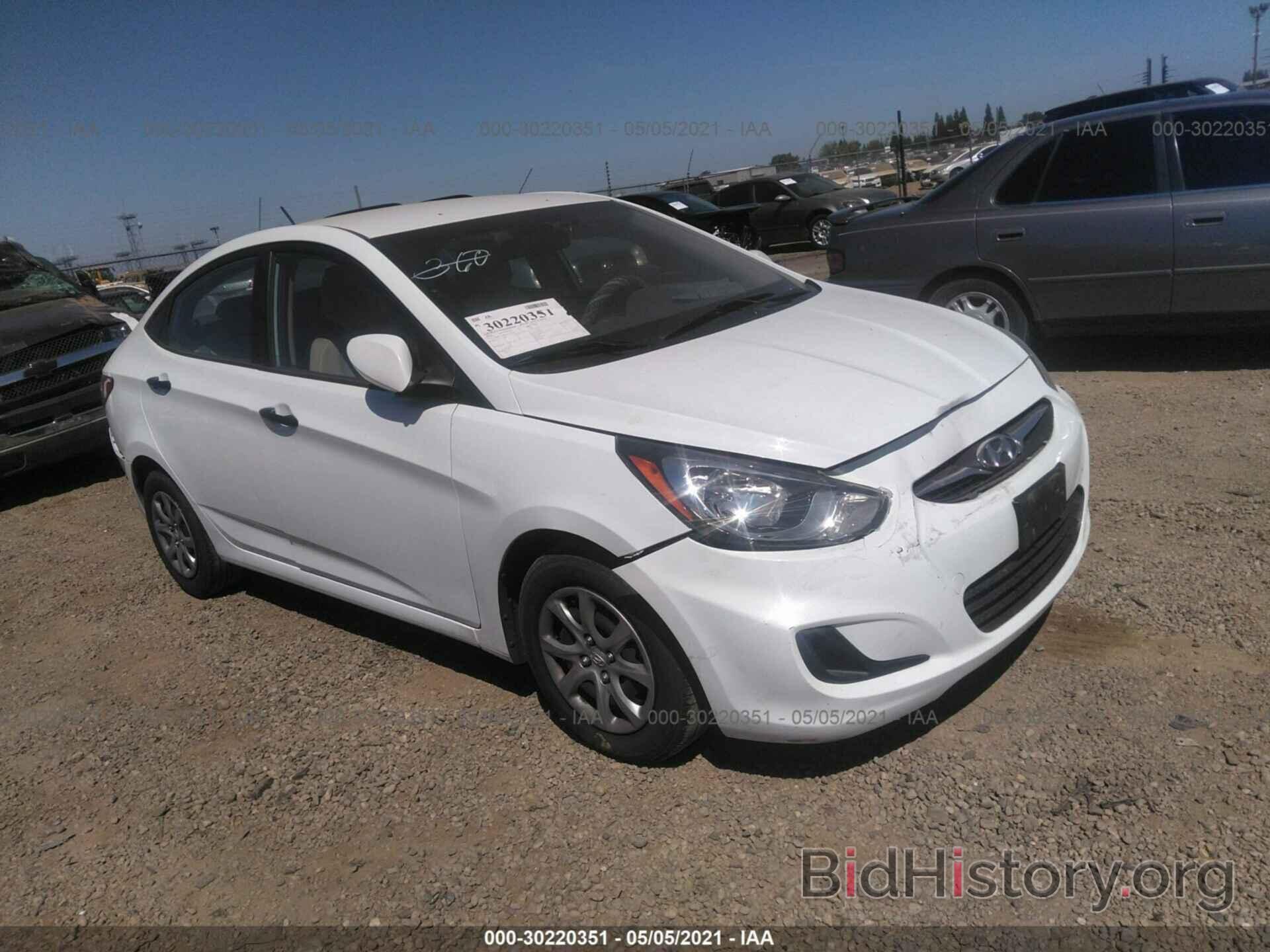 Фотография KMHCT4AE4CU047336 - HYUNDAI ACCENT 2012