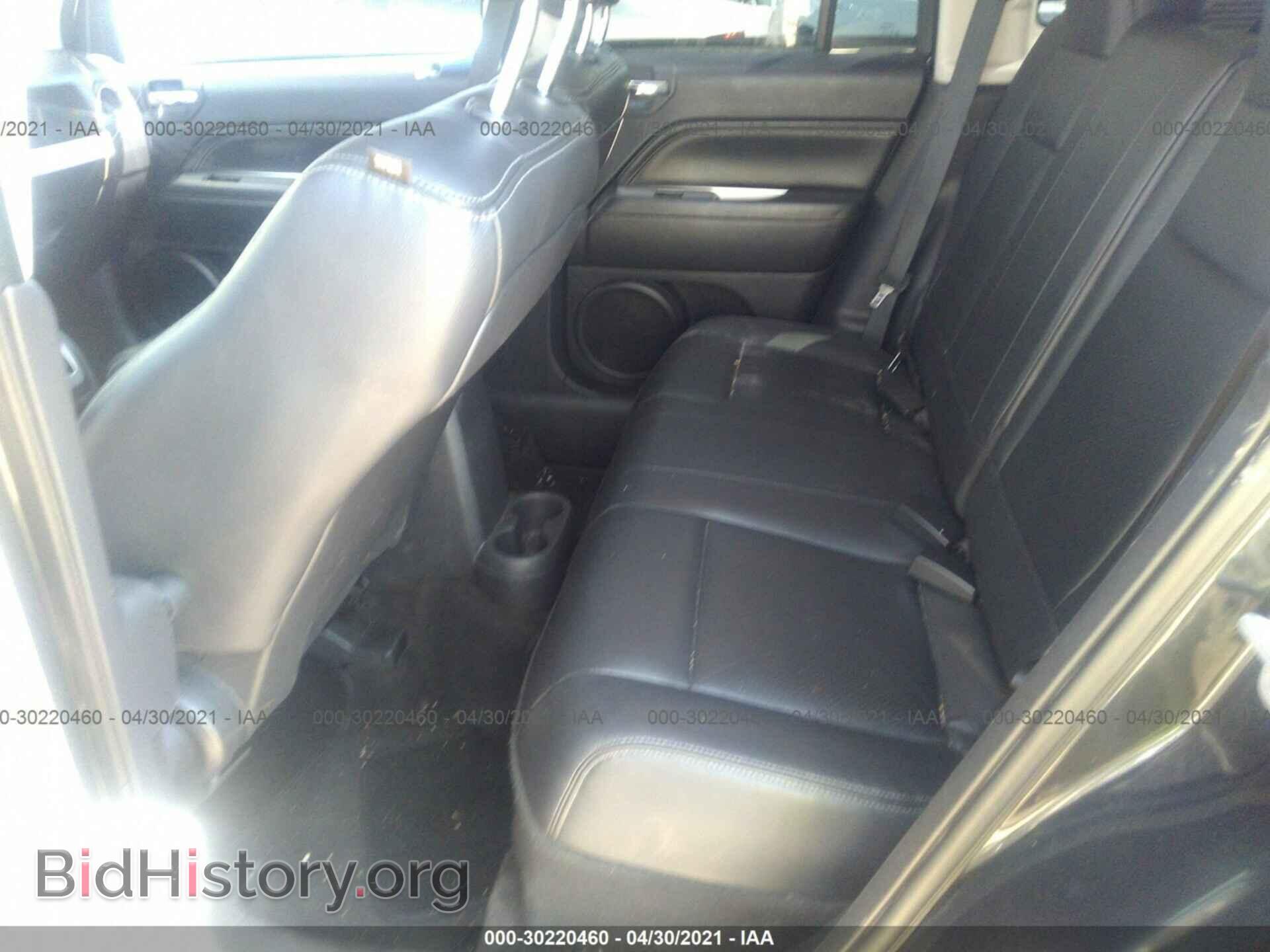 2014 JEEP COMPASS - VIN: 1C4NJCCB7ED877053 - Фото 8