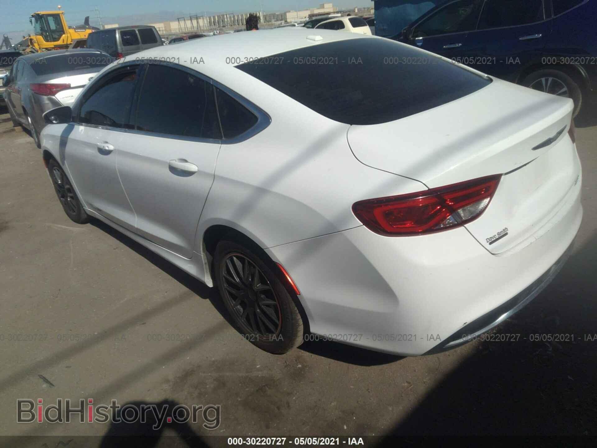 2015 CHRYSLER 200 - VIN: 1C3CCCABXFN740869 - Фото 3