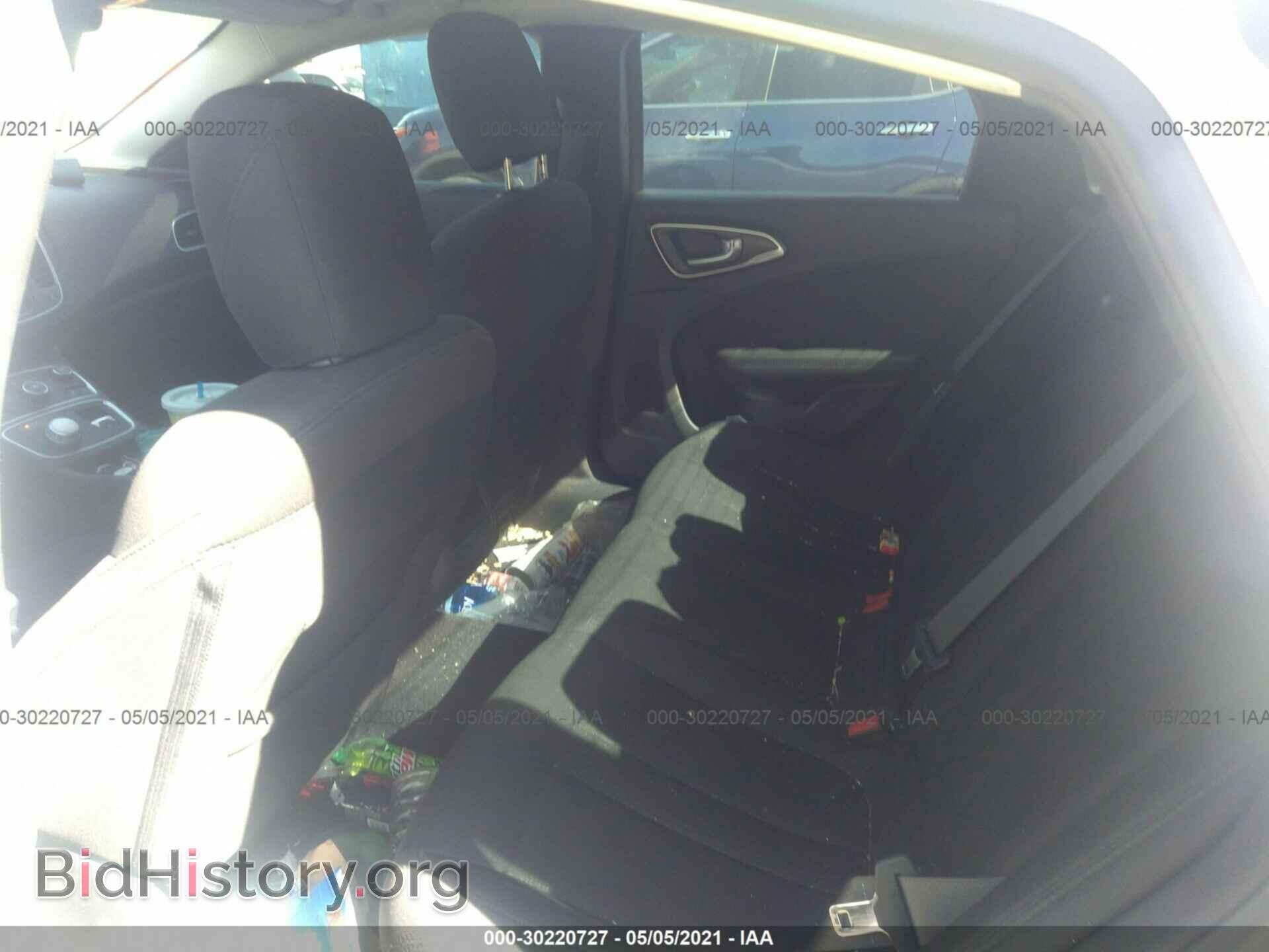 2015 CHRYSLER 200 - VIN: 1C3CCCABXFN740869 - Фото 8