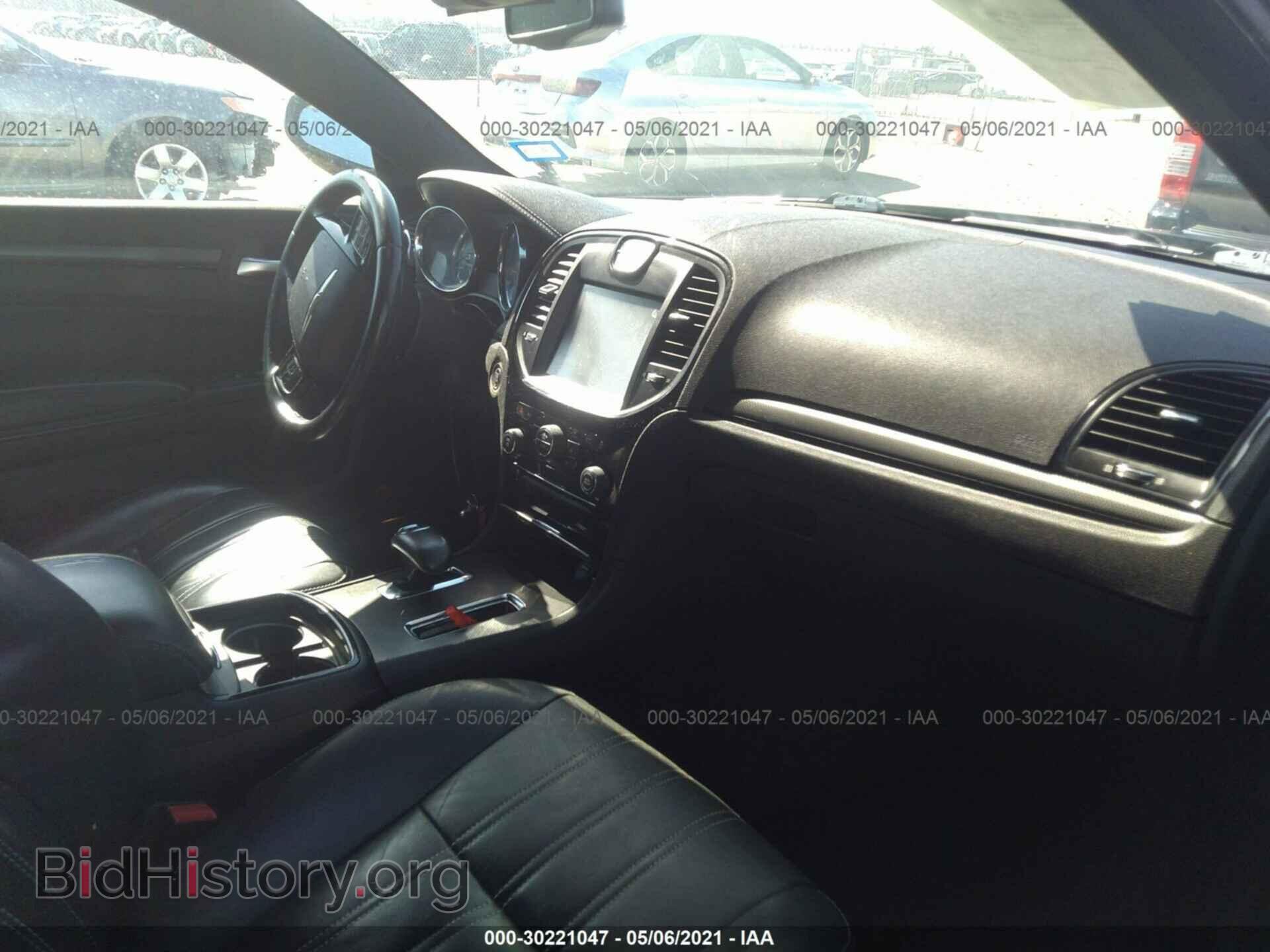 2013 CHRYSLER 300 - VIN: 2C3CCABG2DH556403 - Фото 5