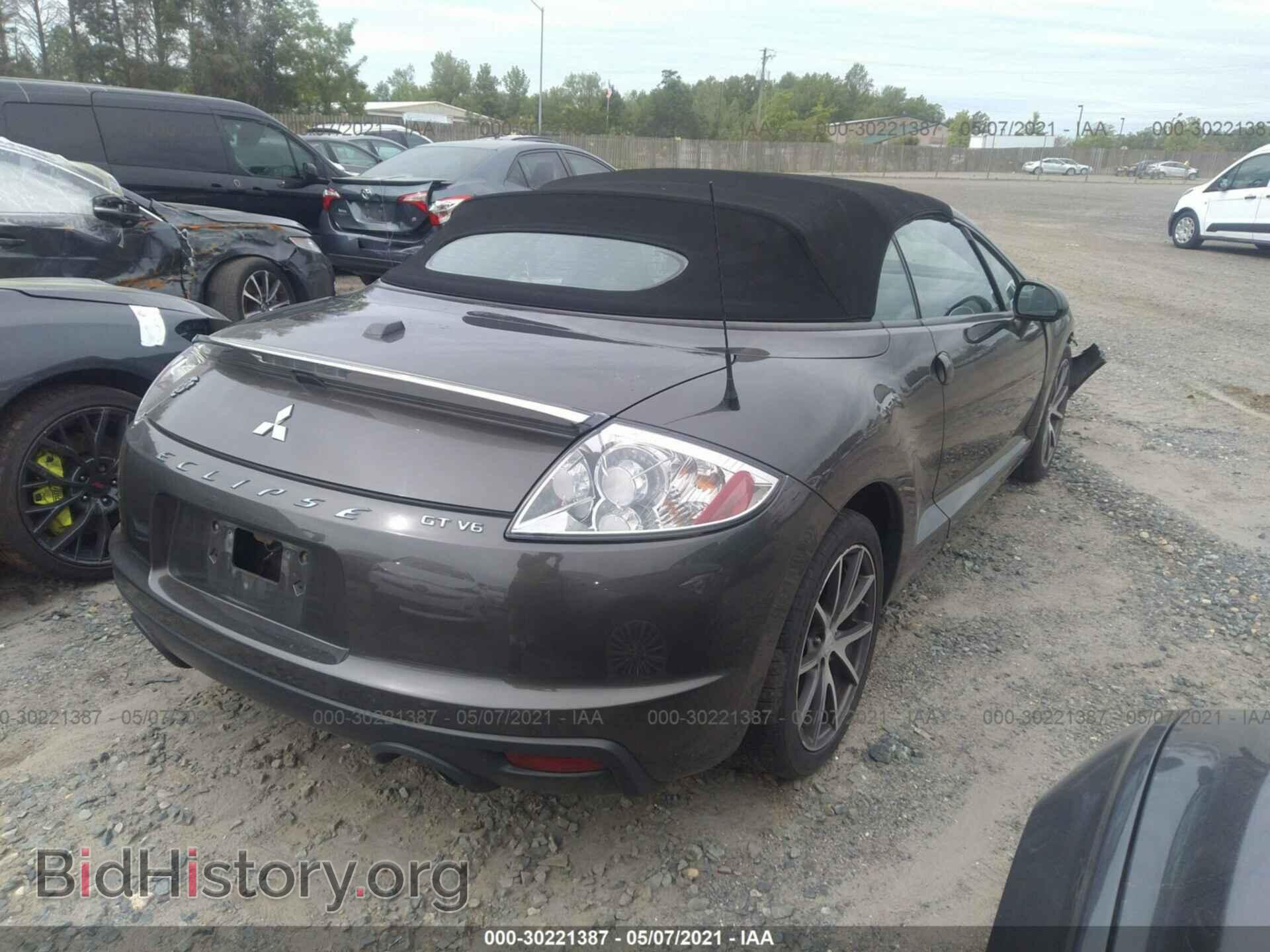 2011 MITSUBISHI ECLIPSE - VIN: 4A37L3ET7BE002051 - Photo 4