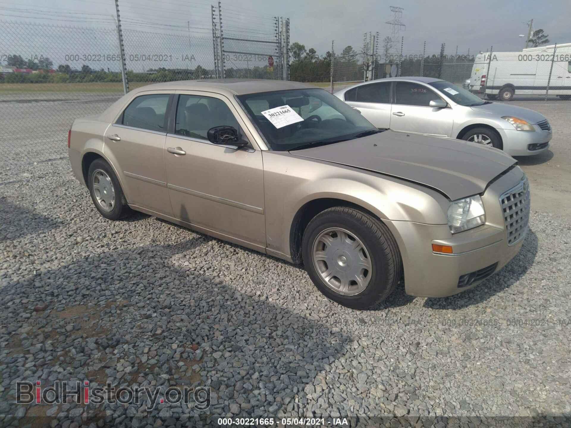 Photo 2C3KA53G96H242662 - CHRYSLER 300 2006