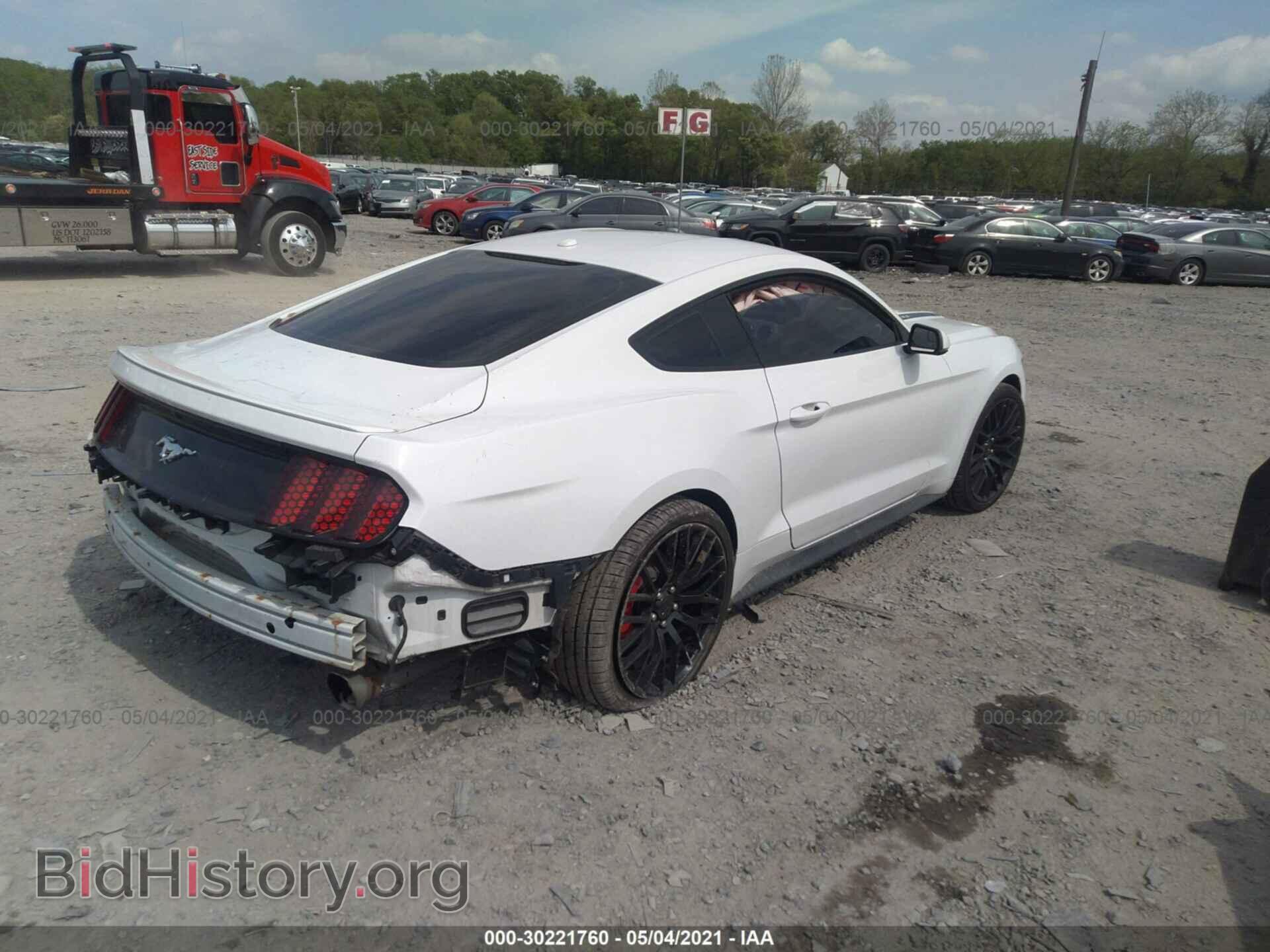 2017 FORD MUSTANG - VIN: 1FA6P8TH0H5296101 - Фото 4