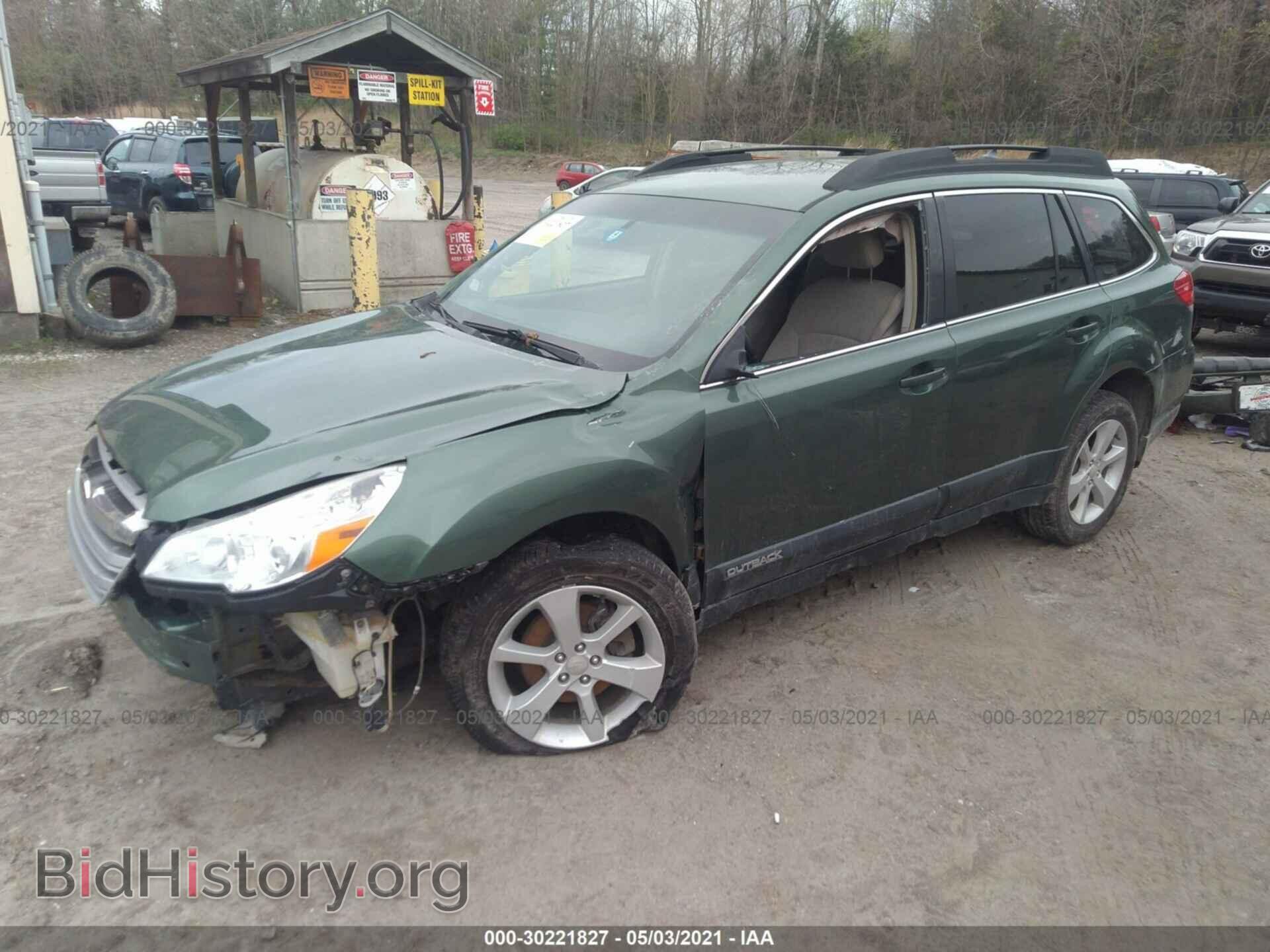 2014 SUBARU OUTBACK - VIN: 4S4BRBCC0E3264885 - Фото 2